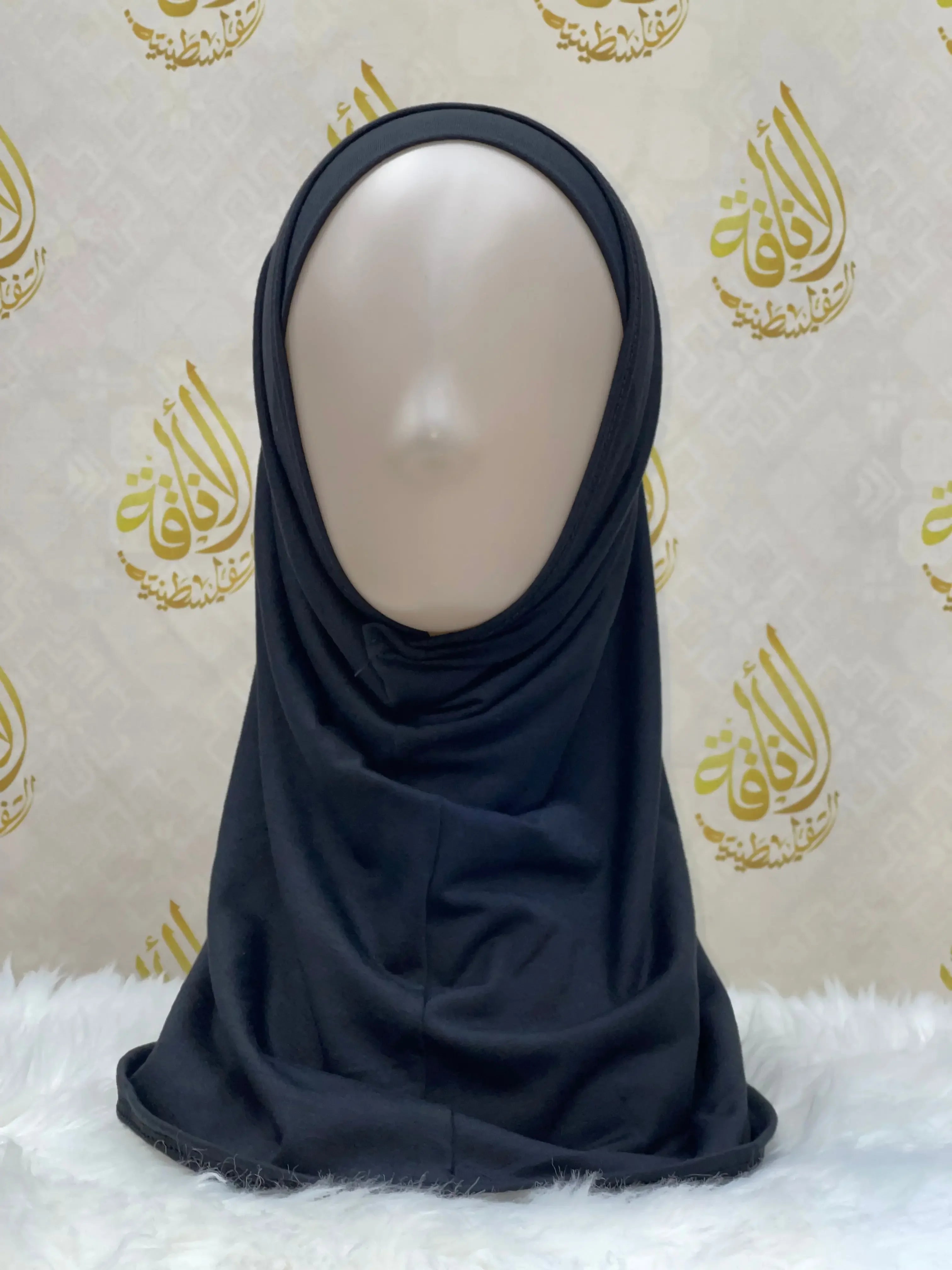 Hijab Alamera Cotton: Comfort and Elegance in Every Wrap Palestinian Elegance