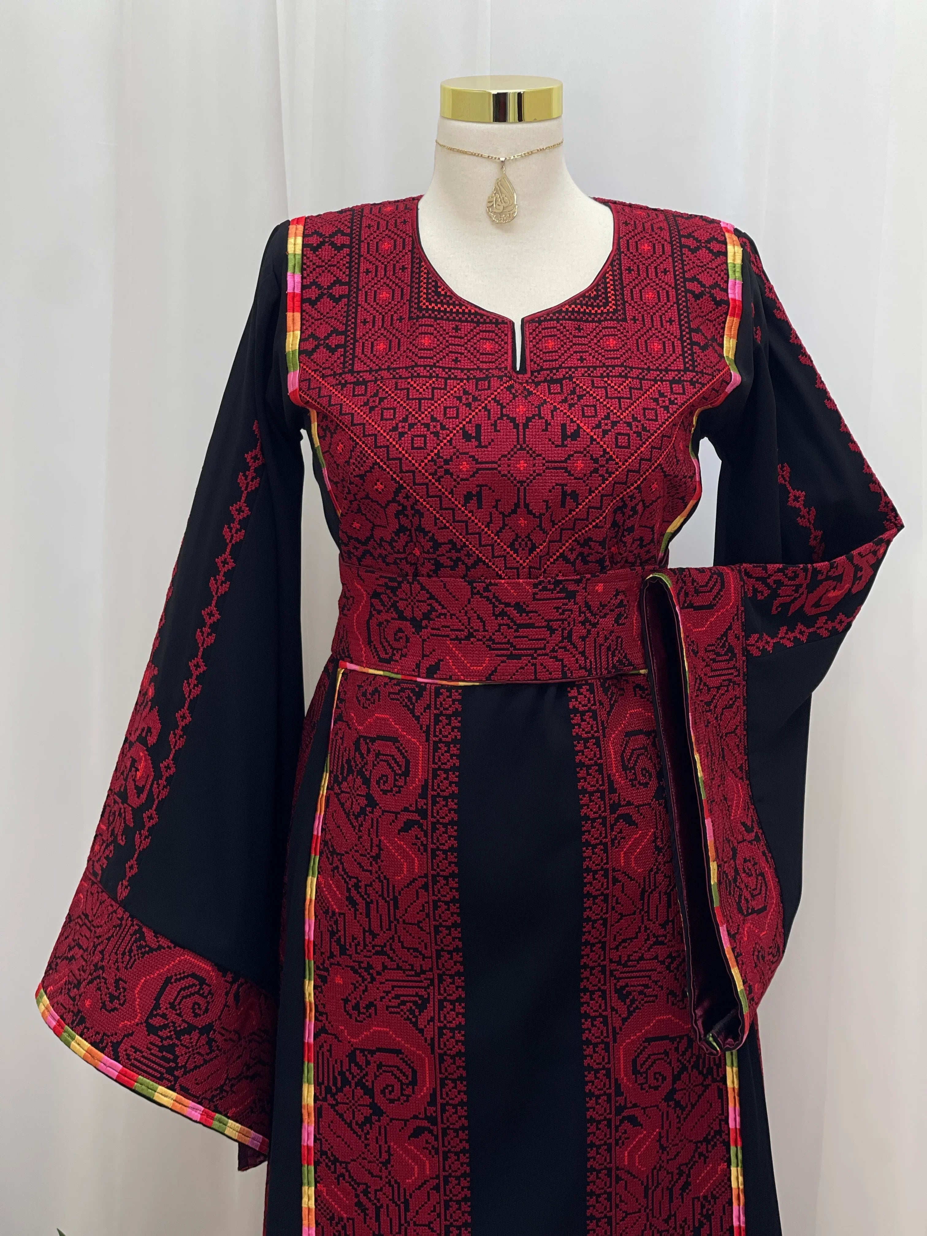 Dragon Heritage Embroidered Thobe