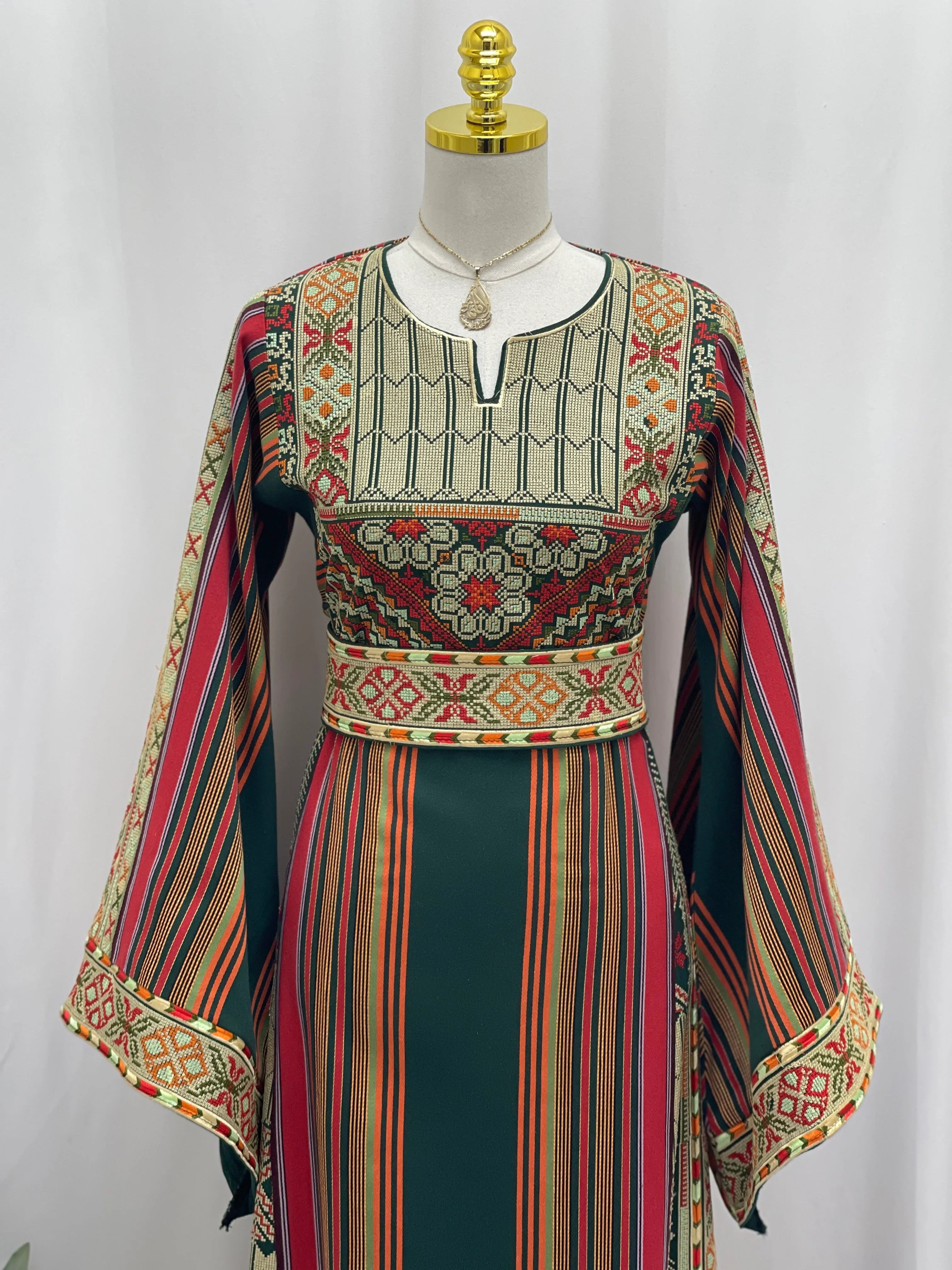 Majdalawi Heritage Embroidered Thoub