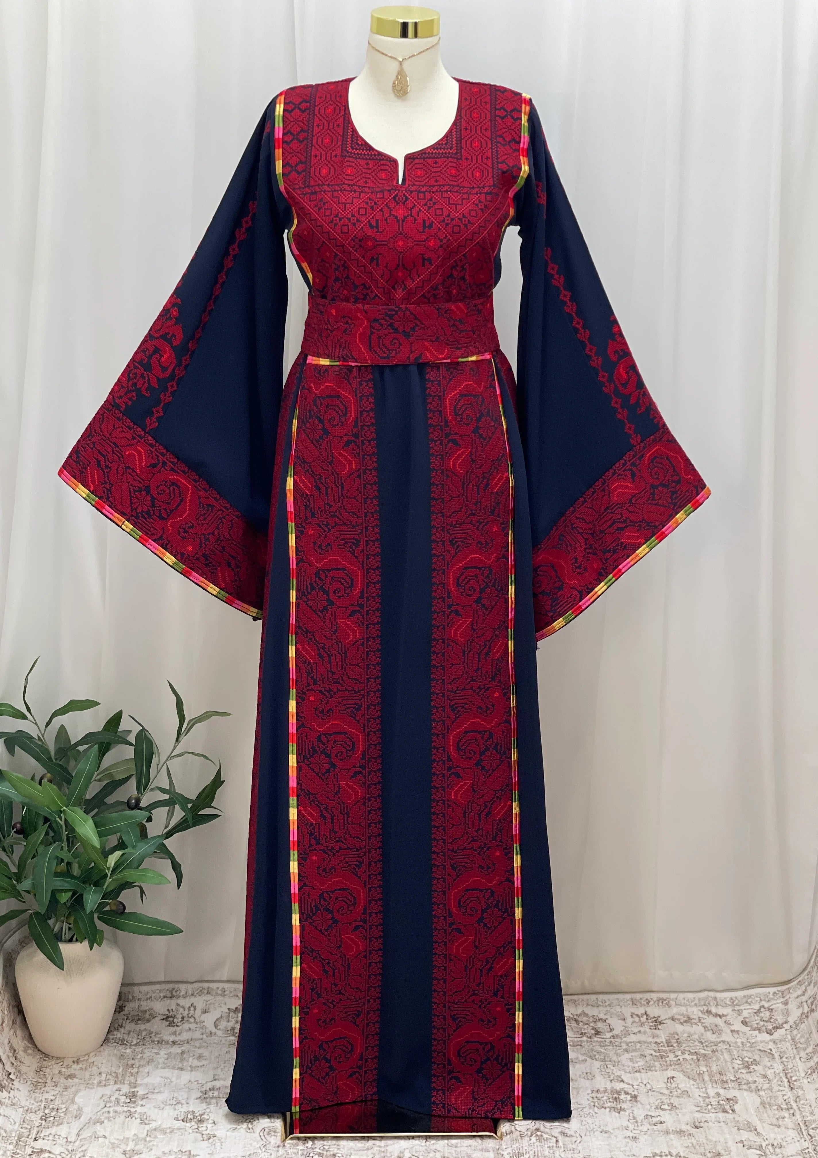 Dragon Heritage Embroidered Thobe
