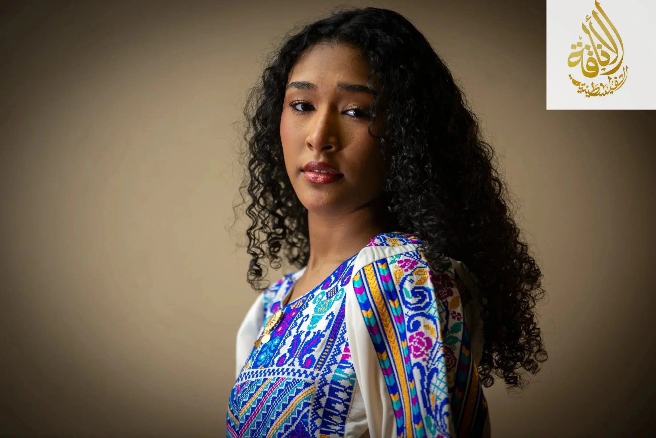 Distinctive Roses Embroidered Thoub: Sophisticated Elegance & Unique Charm Palestinian Elegance