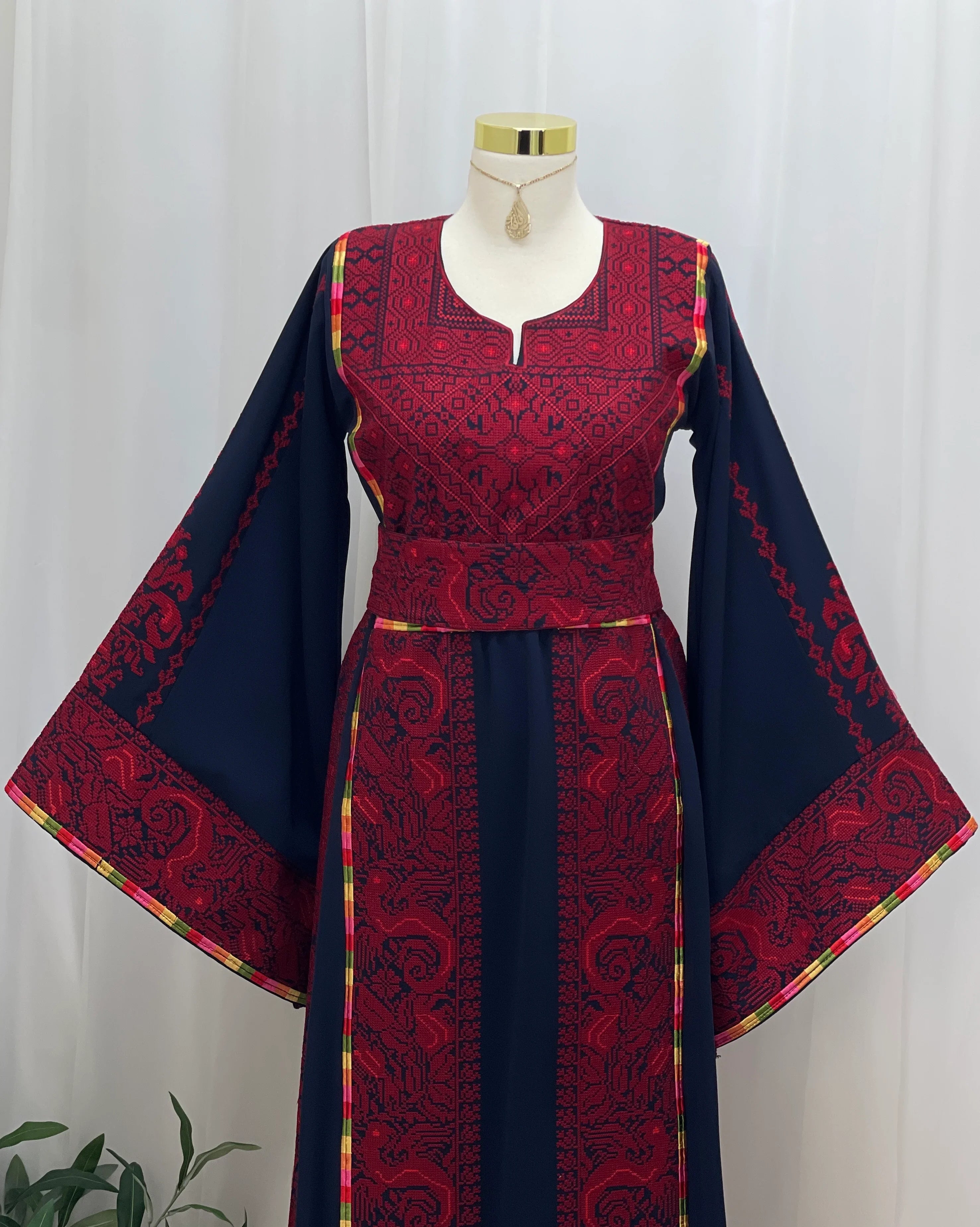 Dragon Heritage Embroidered Thobe