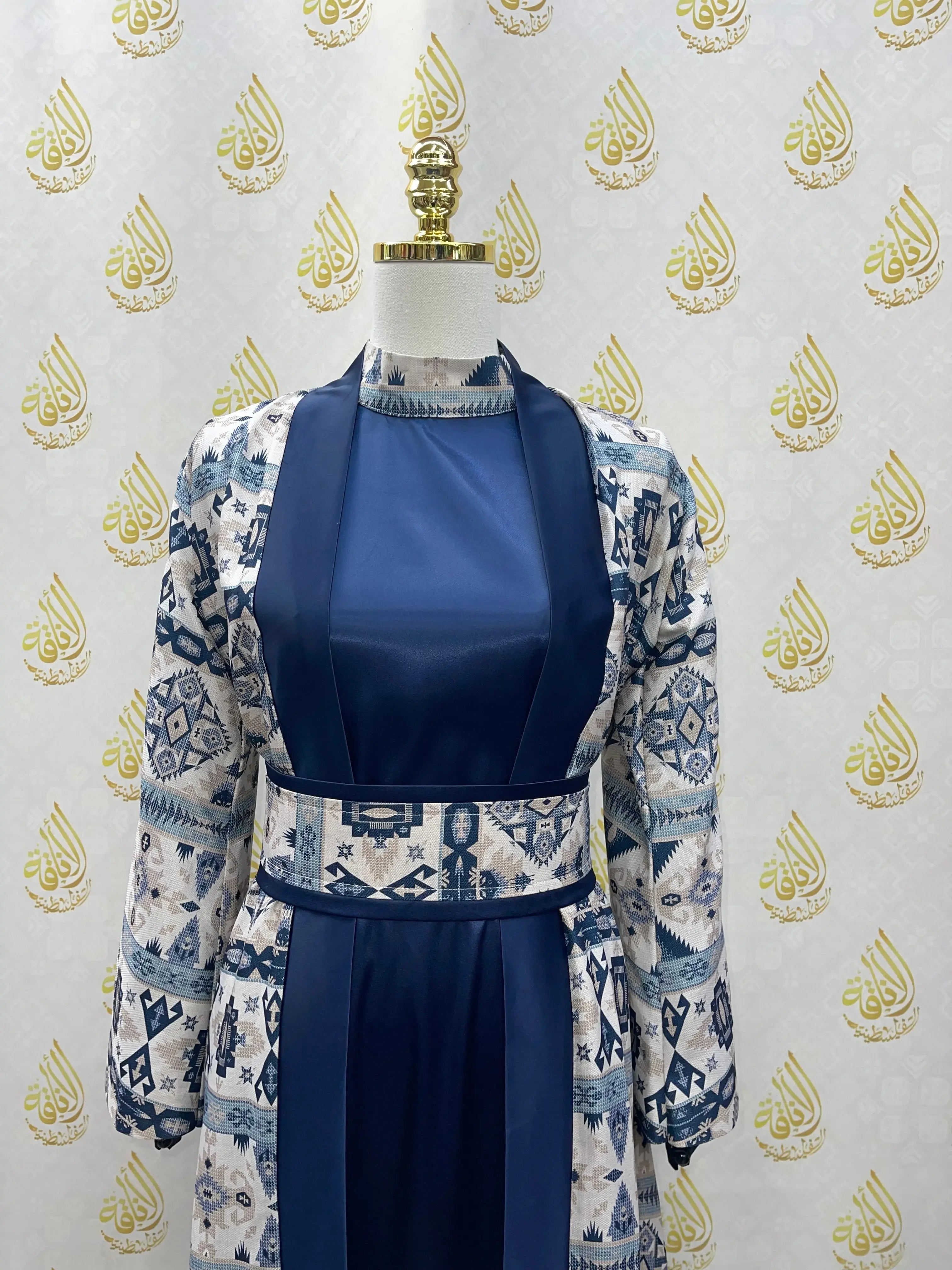 Satin Silk Kaftan: Luxurious Comfort and Elegant Style Palestinian Elegance