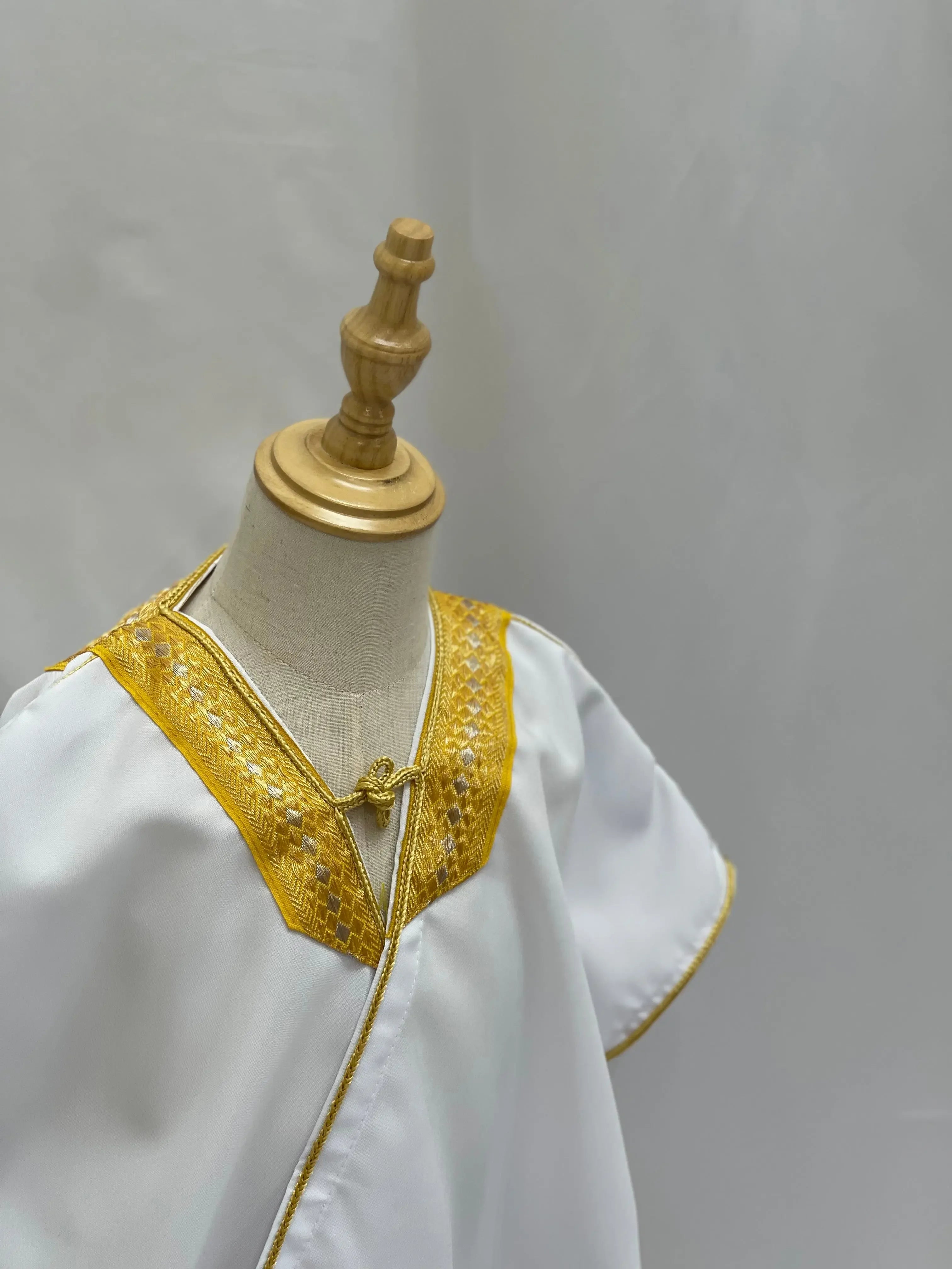 Kid’s Palestinian Bisht - Traditional & Elegant Cultural Attire Palestinian Elegance