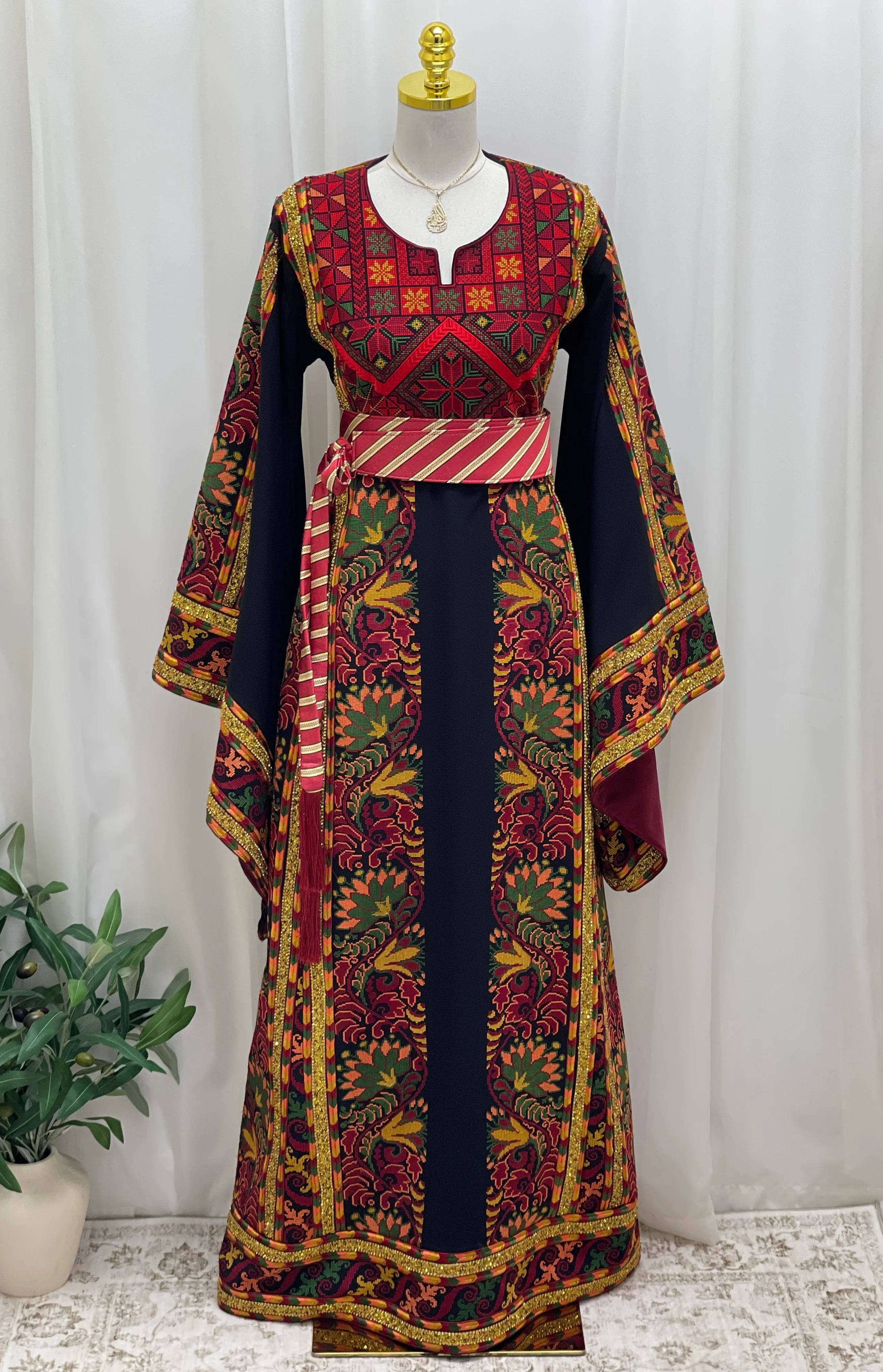 Sultanah Noir Couture Thobe-elegant couture piece designed