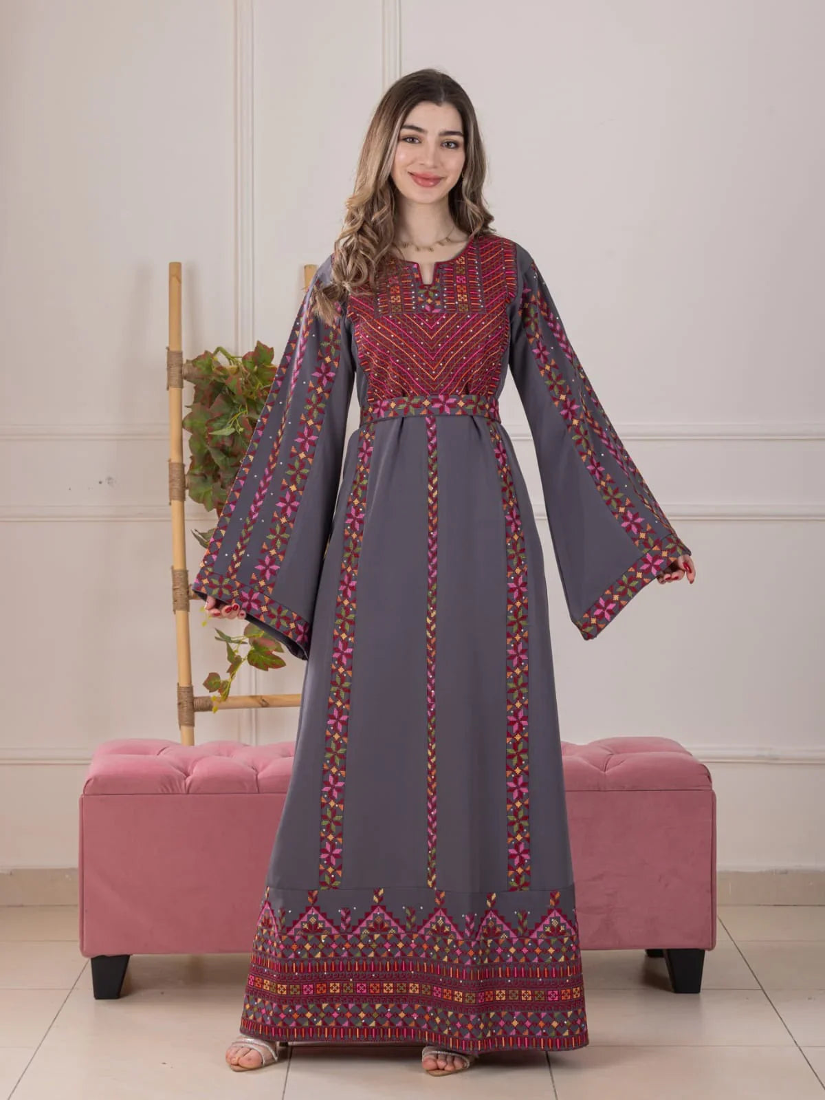 ثوب فلسطيني مطرز بسيط – زي تاتريز تقليدي