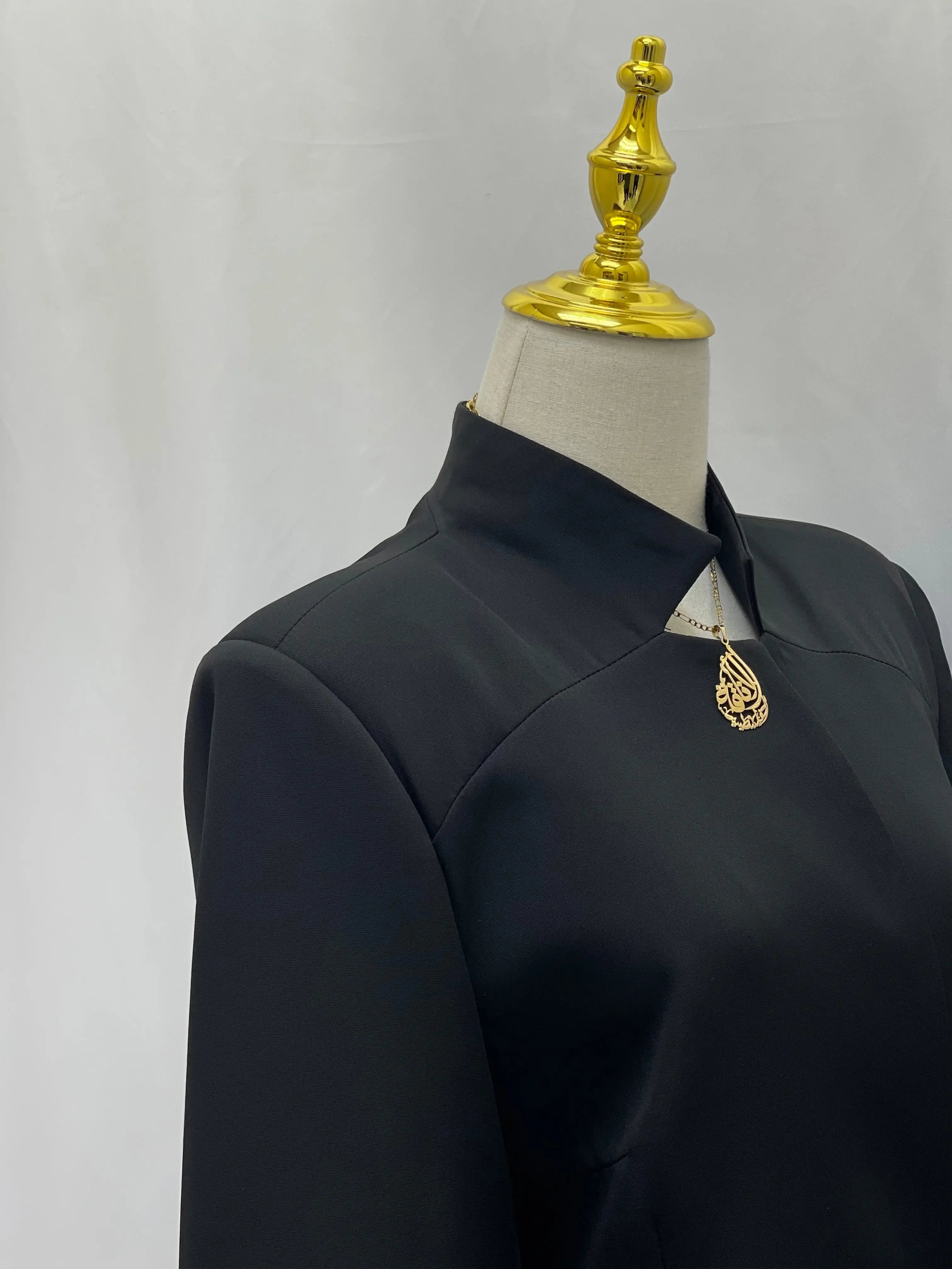 Sleek Sophistication: The Long Blazer Palestinian Elegance