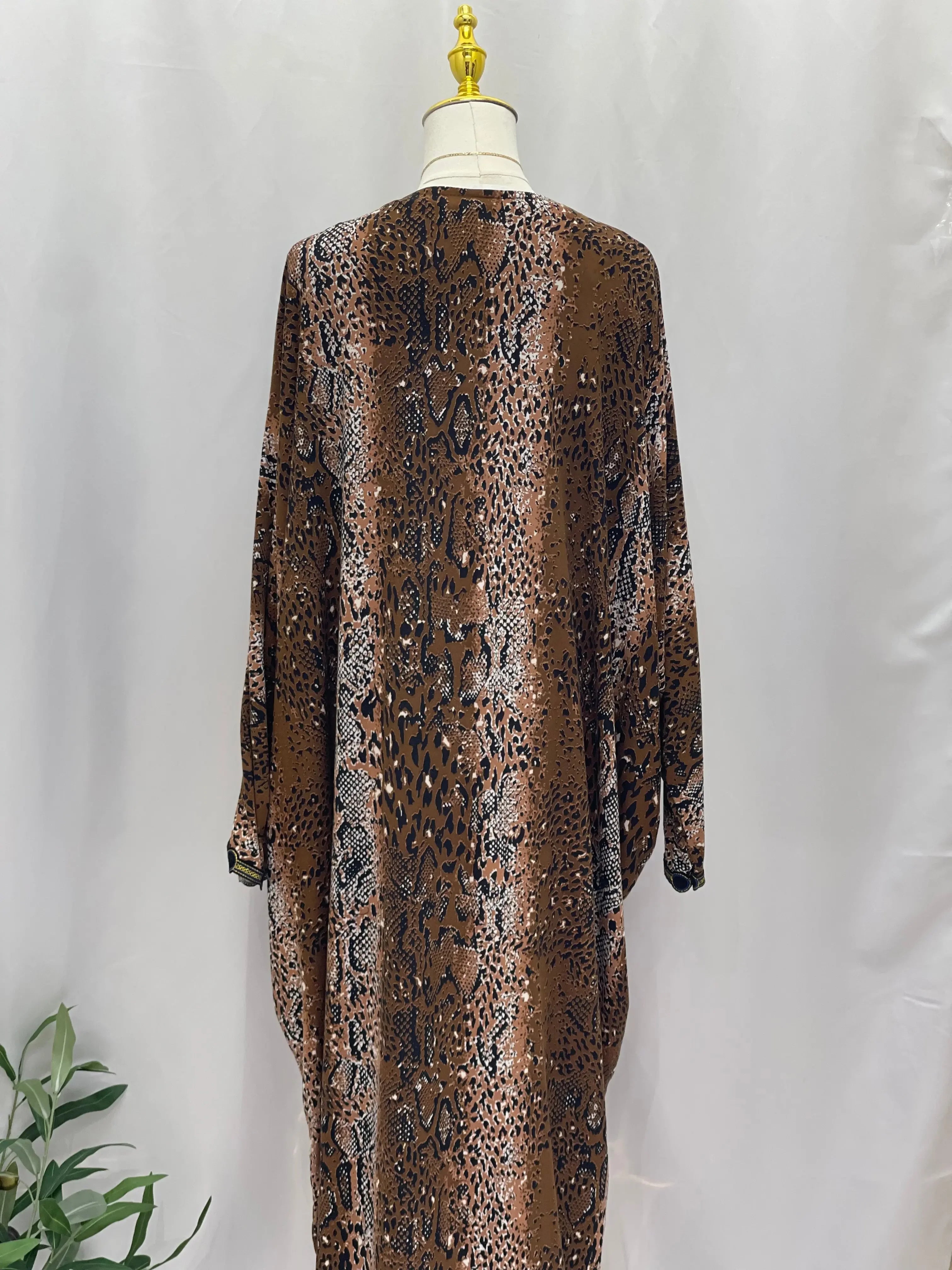 Timeless Elegance: Jomana Cardigan Palestinian Elegance
