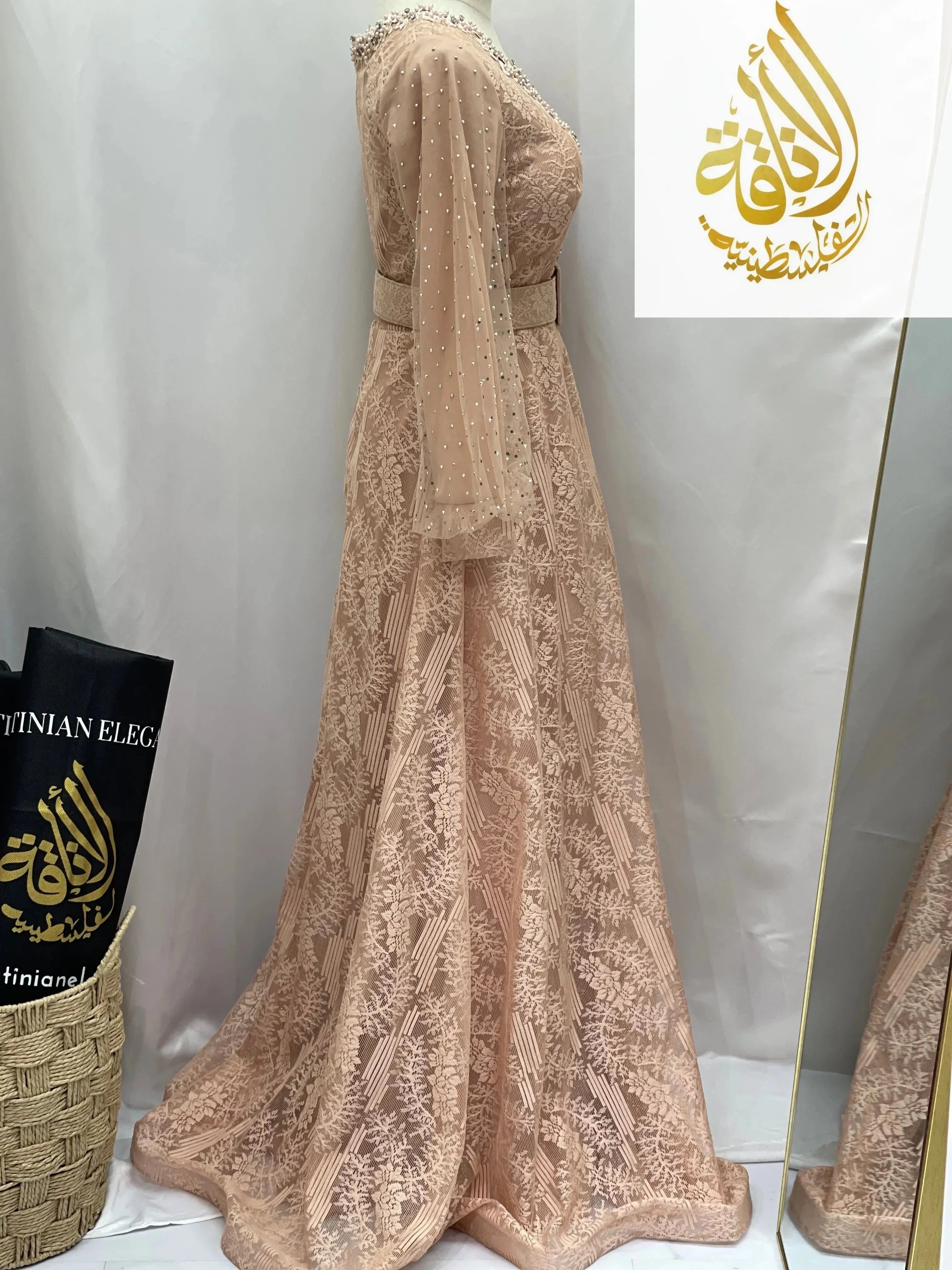 Elegant Lace Dress: Timeless Sophistication & Classic Beauty Palestinian Elegance