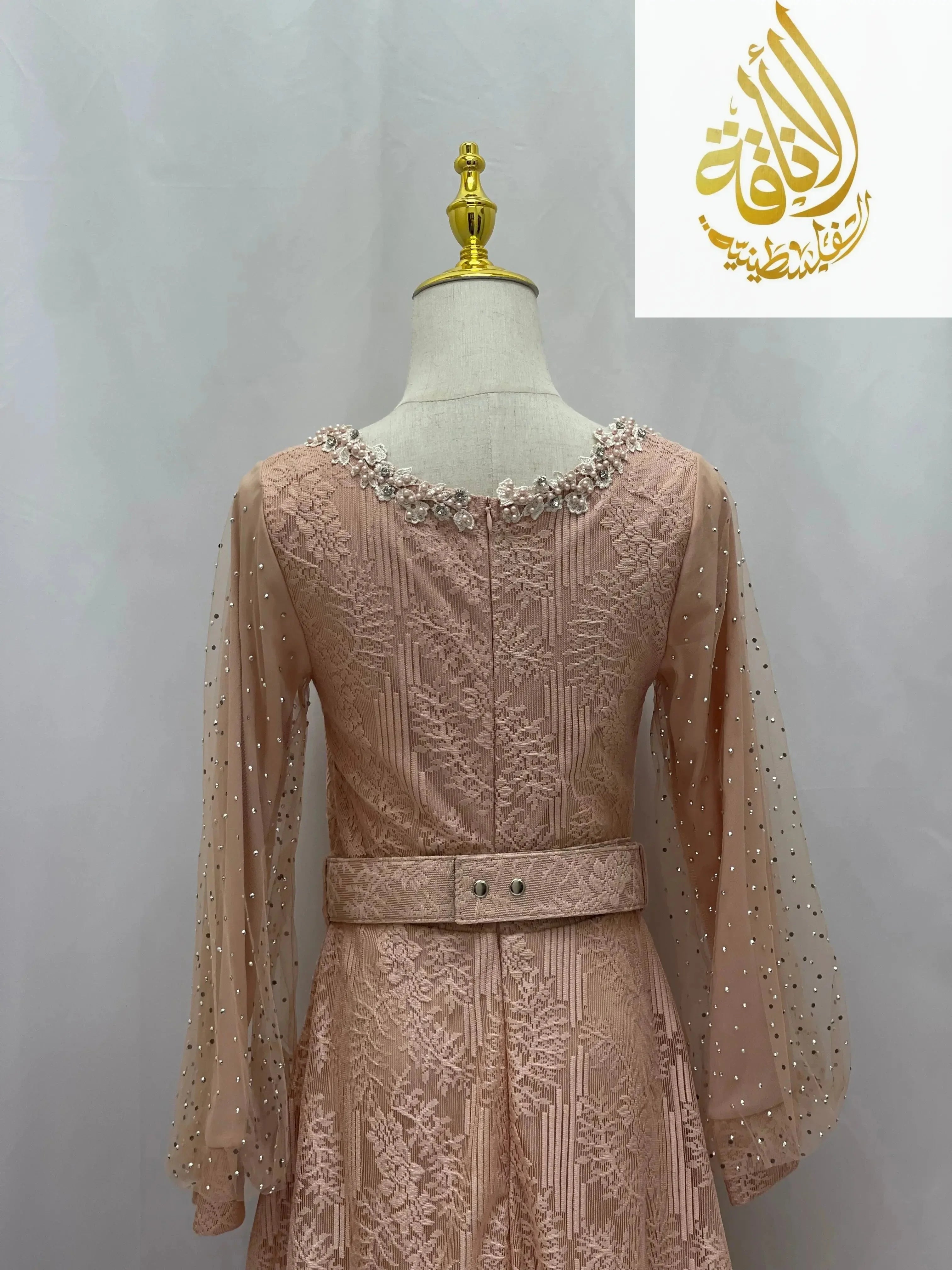 Elegant Lace Dress: Timeless Sophistication & Classic Beauty Palestinian Elegance