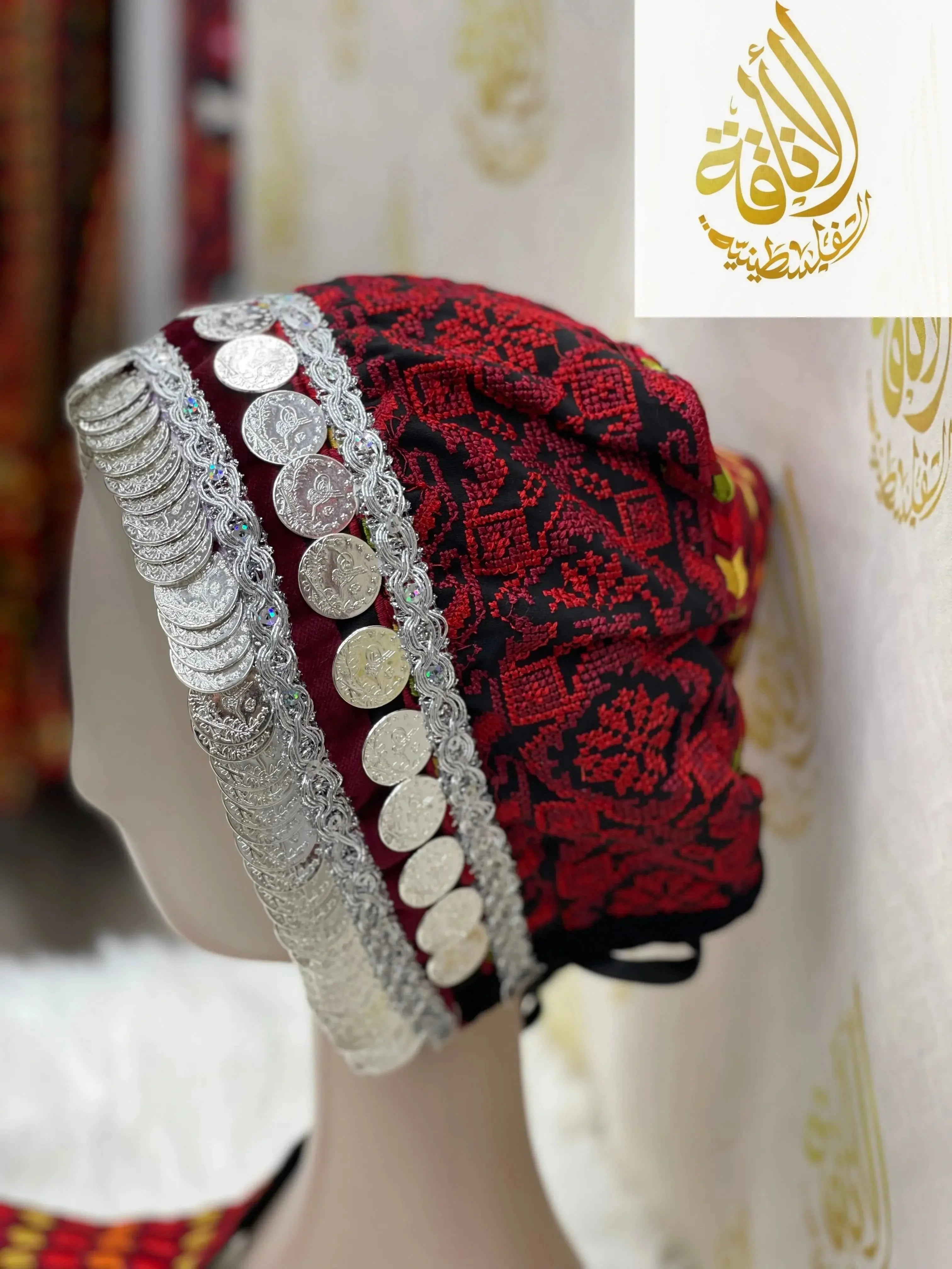 Exquisite Craftsmanship: Authentic Silver Liras Awka Palestinian Elegance