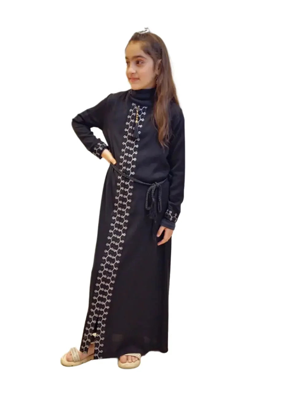 Elegance and Modesty: Princess Ramadan Abaya Palestinian Elegance