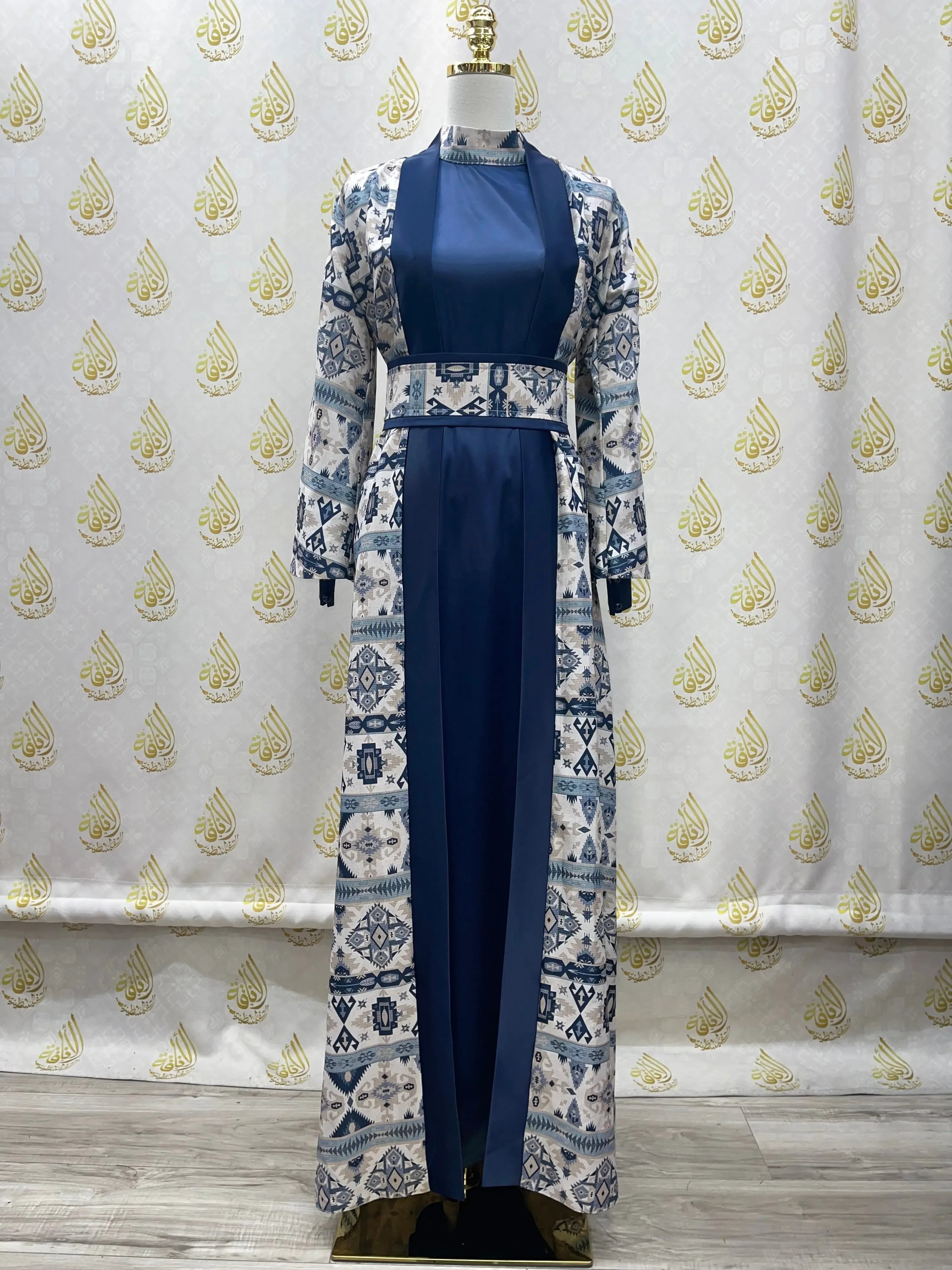 Satin Silk Kaftan: Luxurious Comfort and Elegant Style Palestinian Elegance