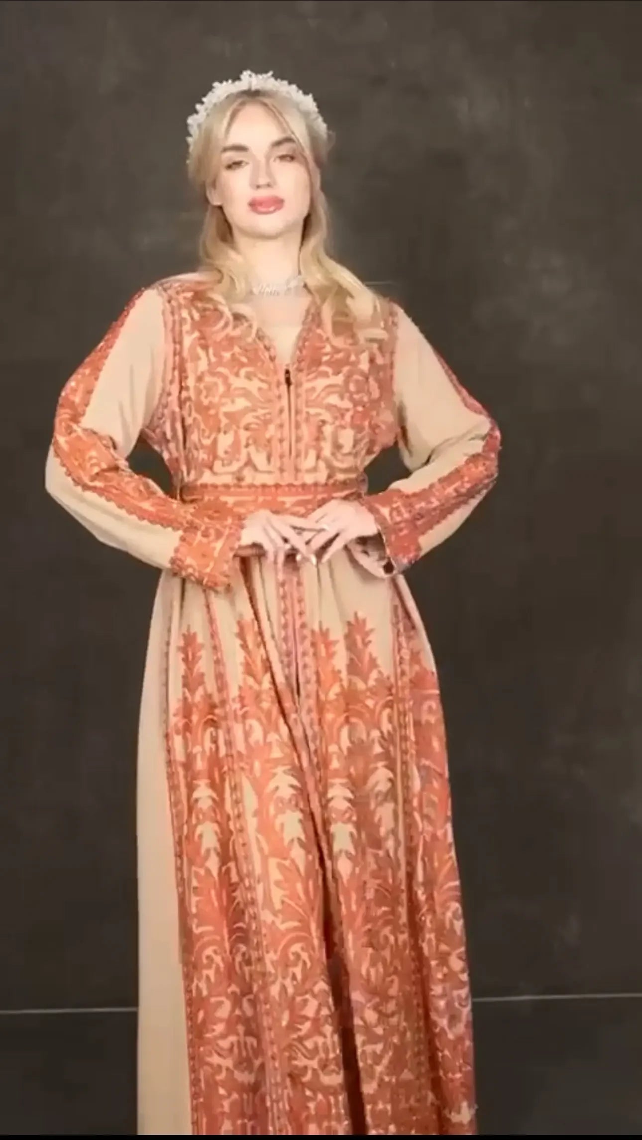 Luxurious Pearl Kaftan: Timeless Elegance and Sophisticated Comfort Palestinian Elegance