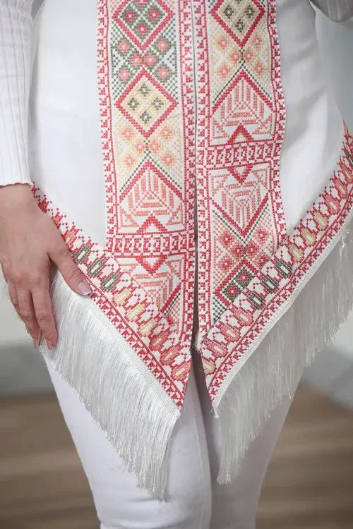 Craftsmanship at Its Finest: Intricate Embroidery Vest Palestinian Elegance