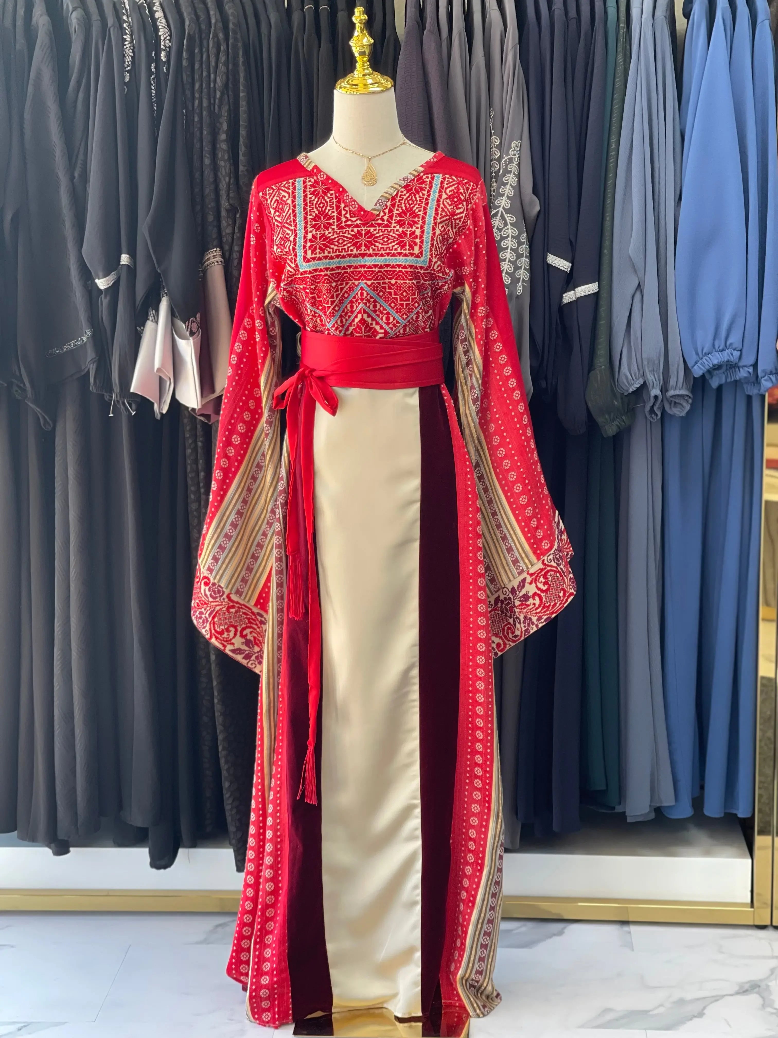 Luxurious Thoub with Saya, Velvet, Safa, and Satin Fabrics Palestinian Elegance