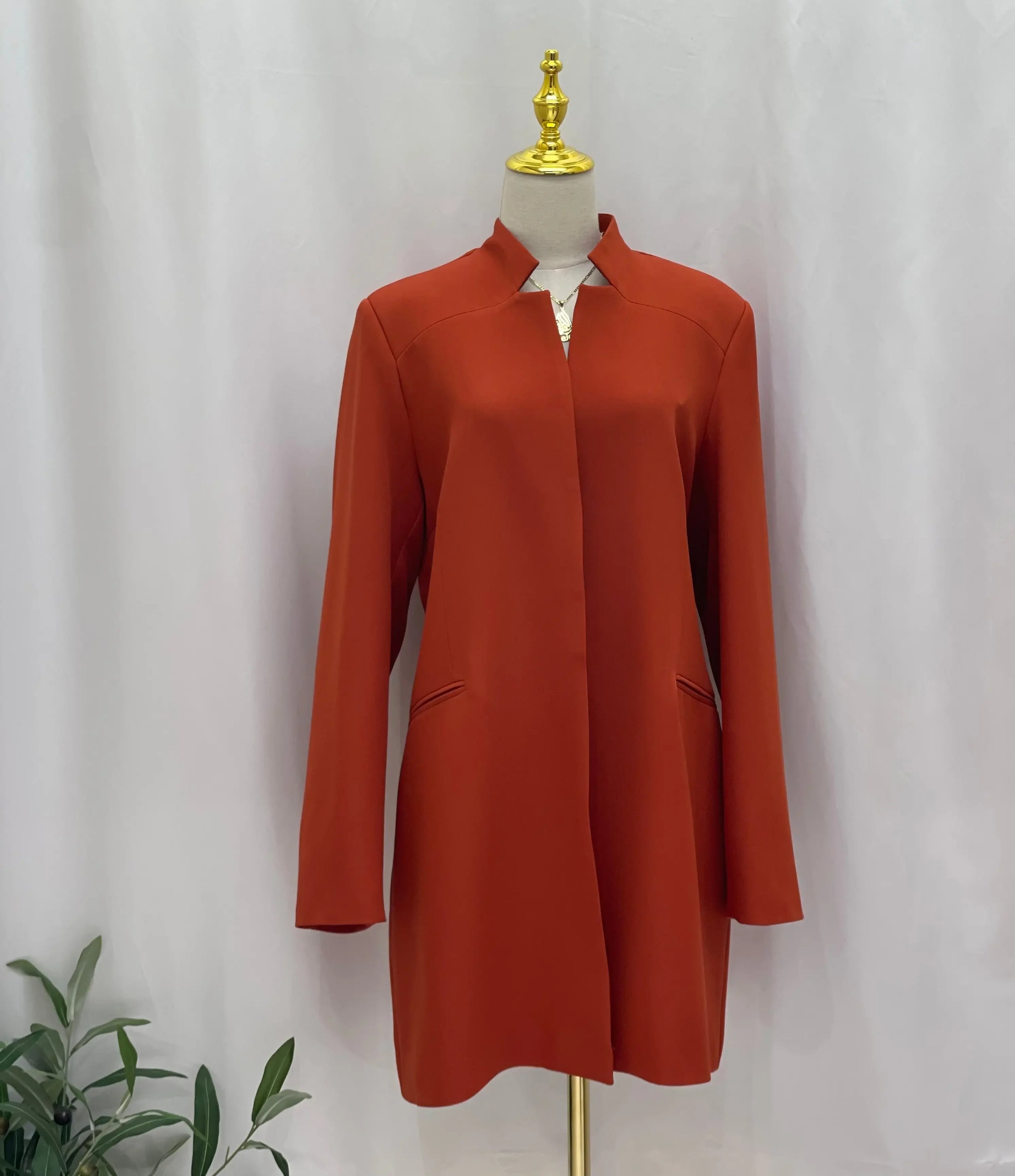 Sleek Sophistication: The Long Blazer Palestinian Elegance