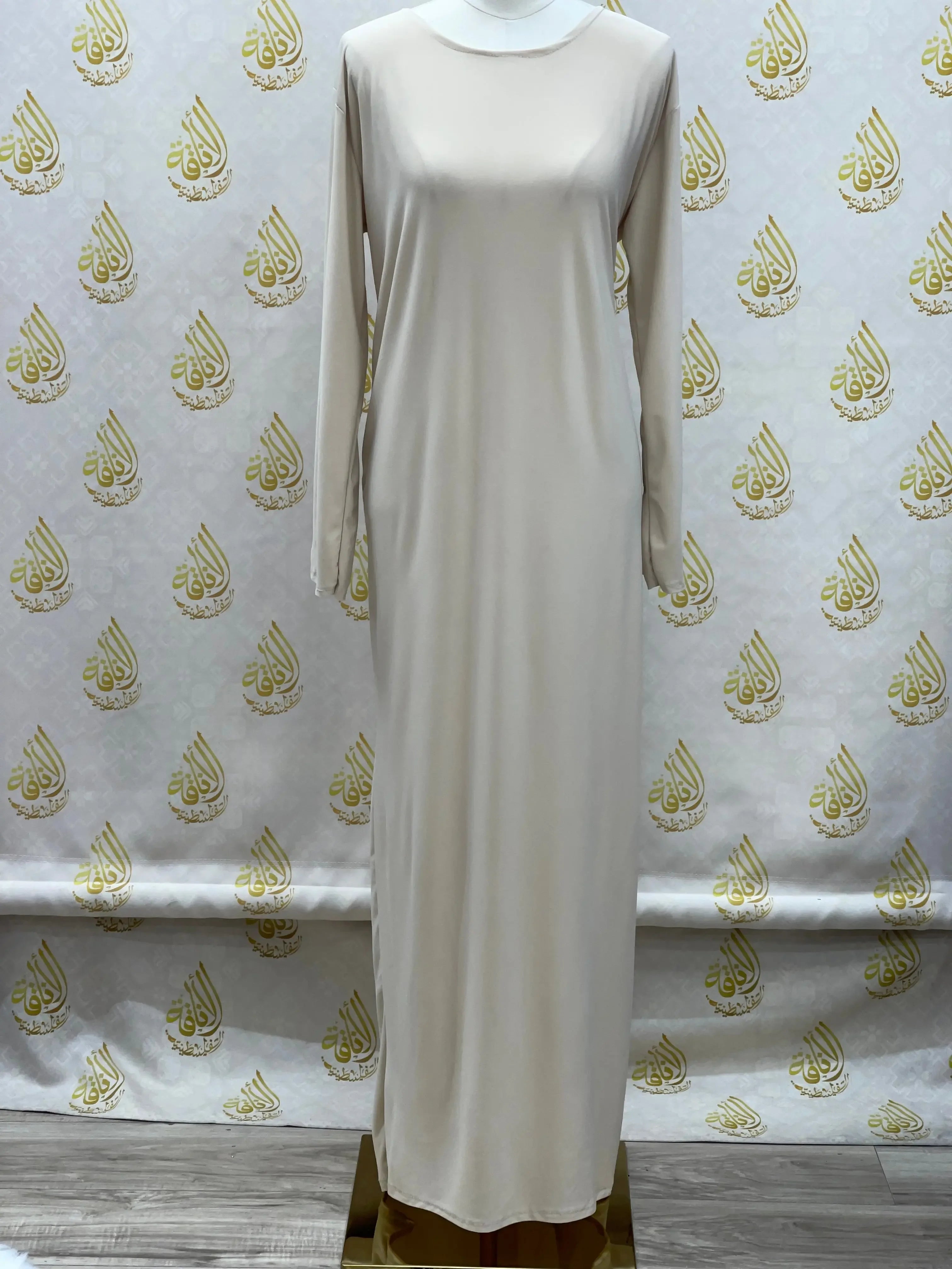 Basic Solid Dress: Versatile Elegance and Everyday Comfort palestinian elegance