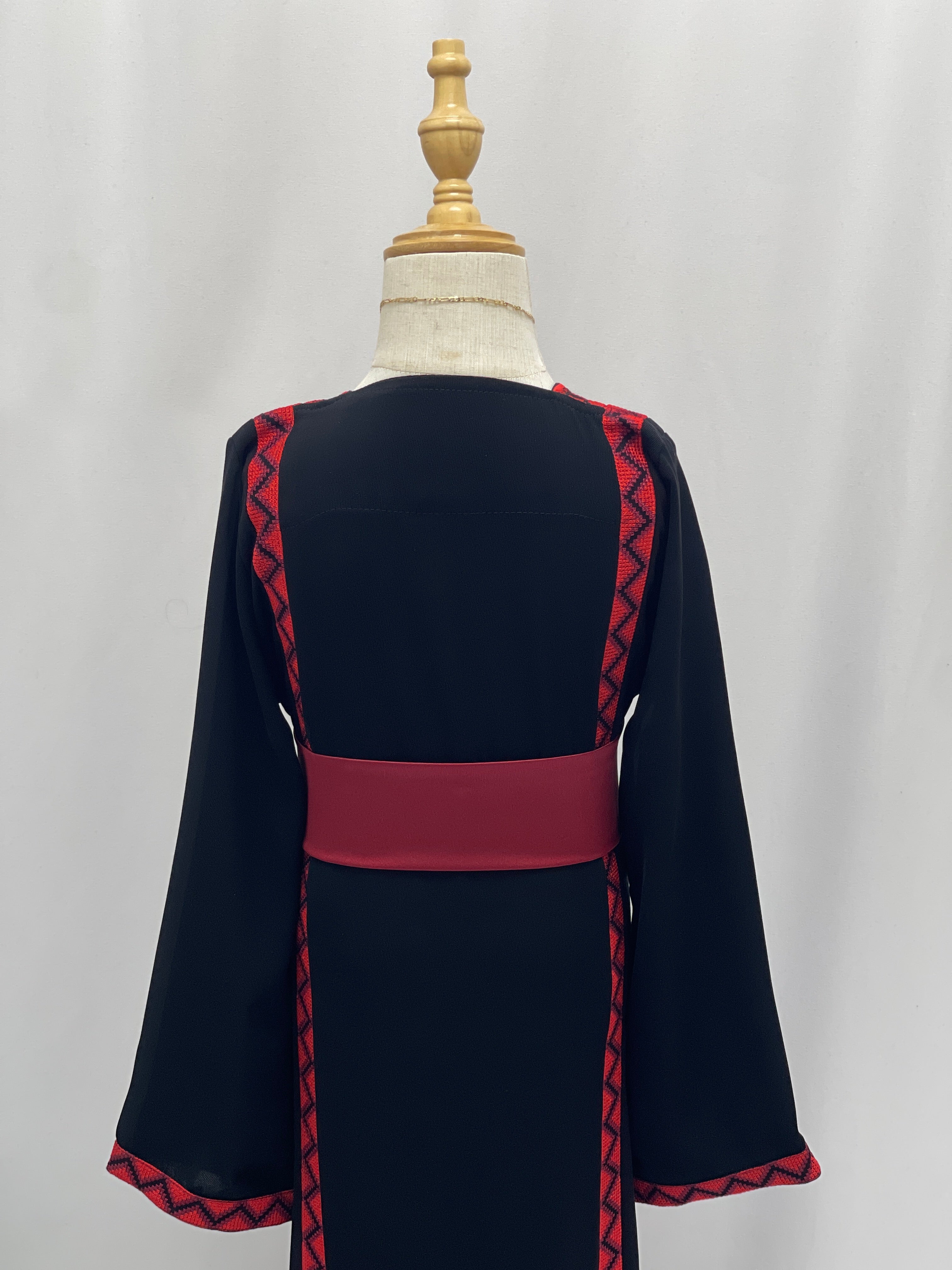 Soft Heritage Embroidered Girls Thobe