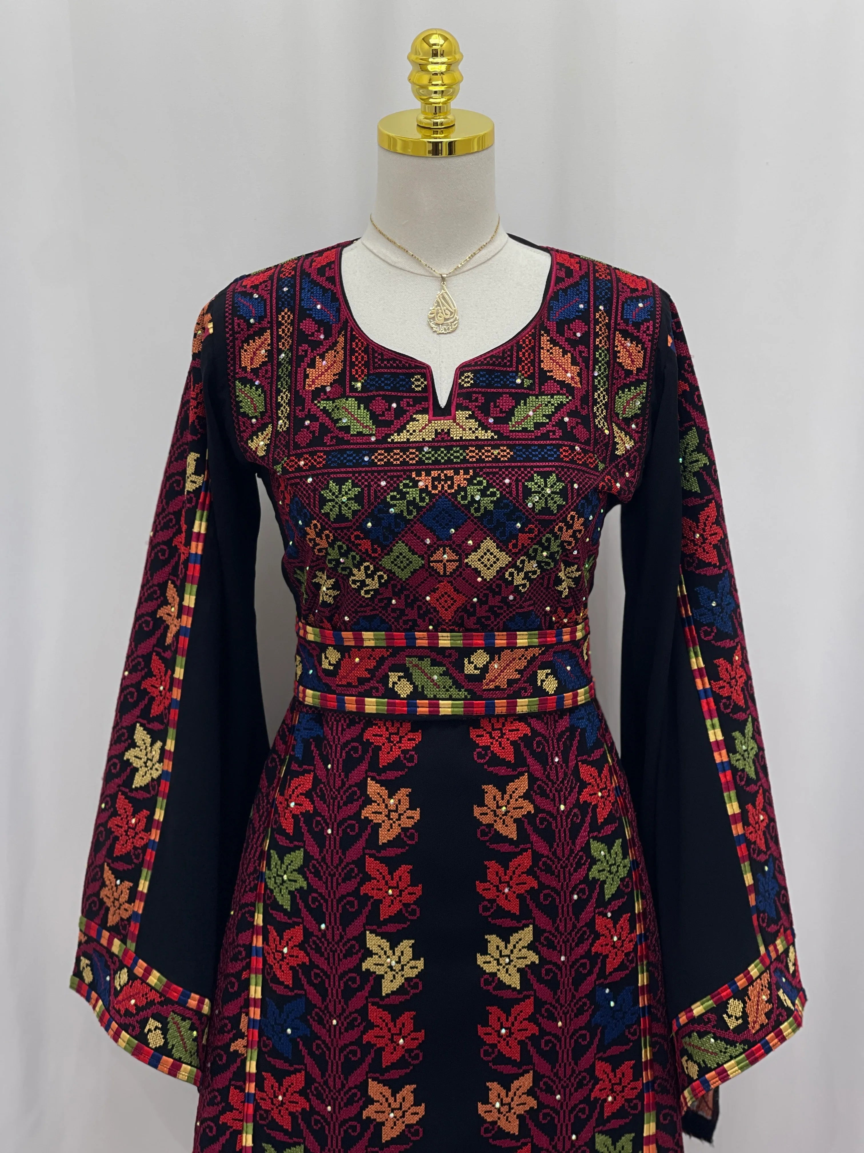 ثوب زهرة الفلسطينيين