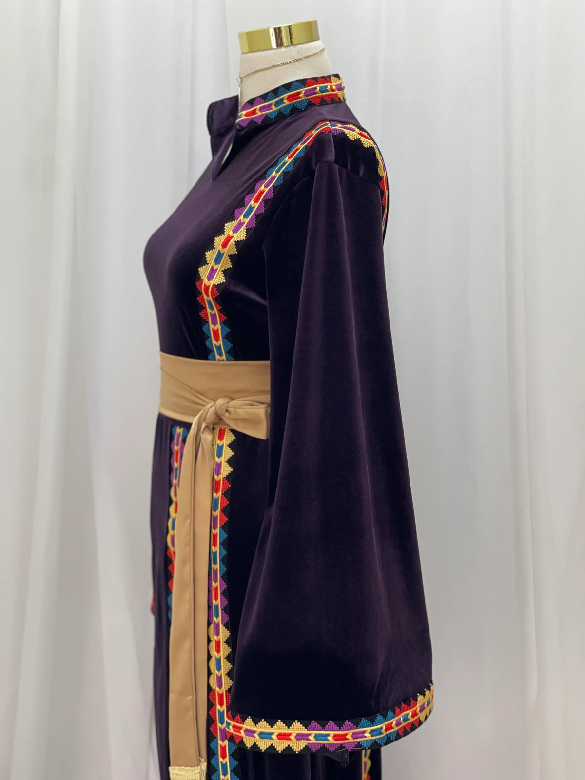 Manajel Grace Velvet Thobe - Palestinian Elegance
