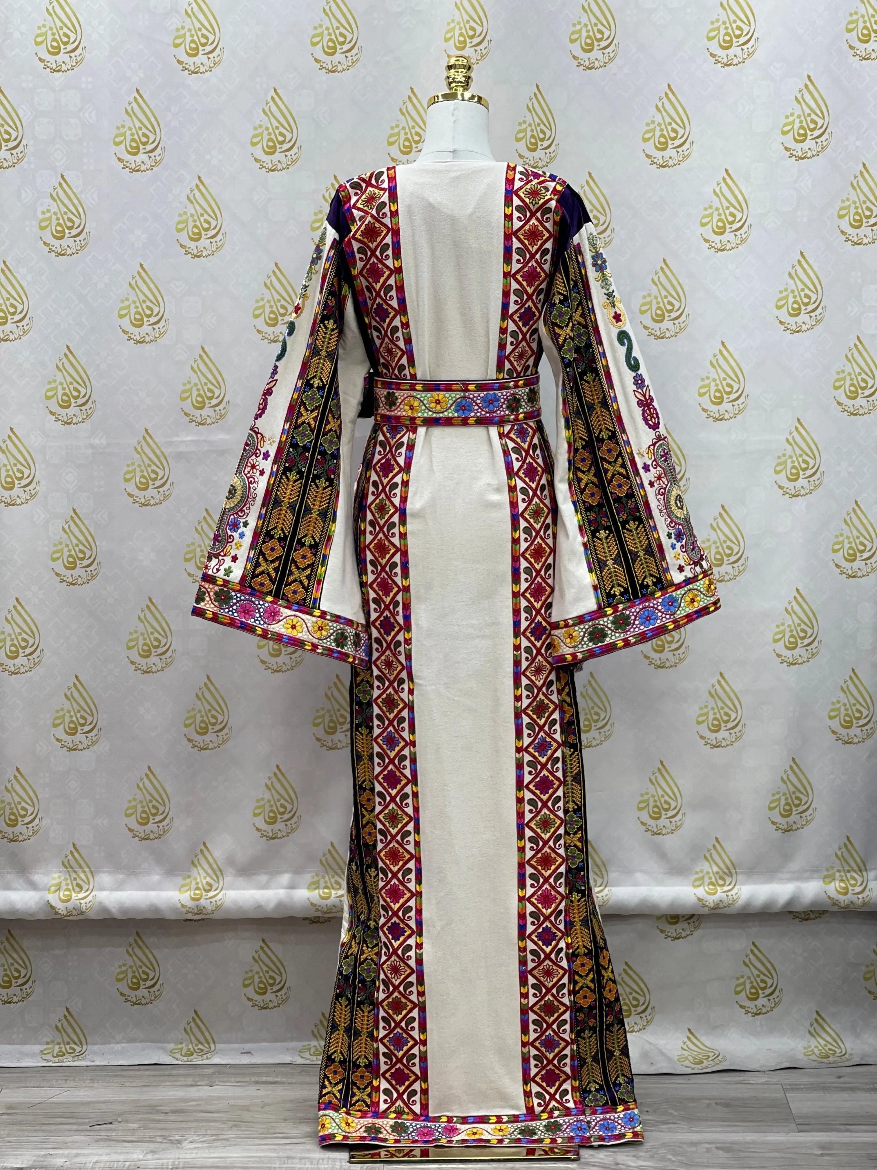Embroidery Etamin Thoub: Ultimate Luxury and Sophistication Palestinian Elegance