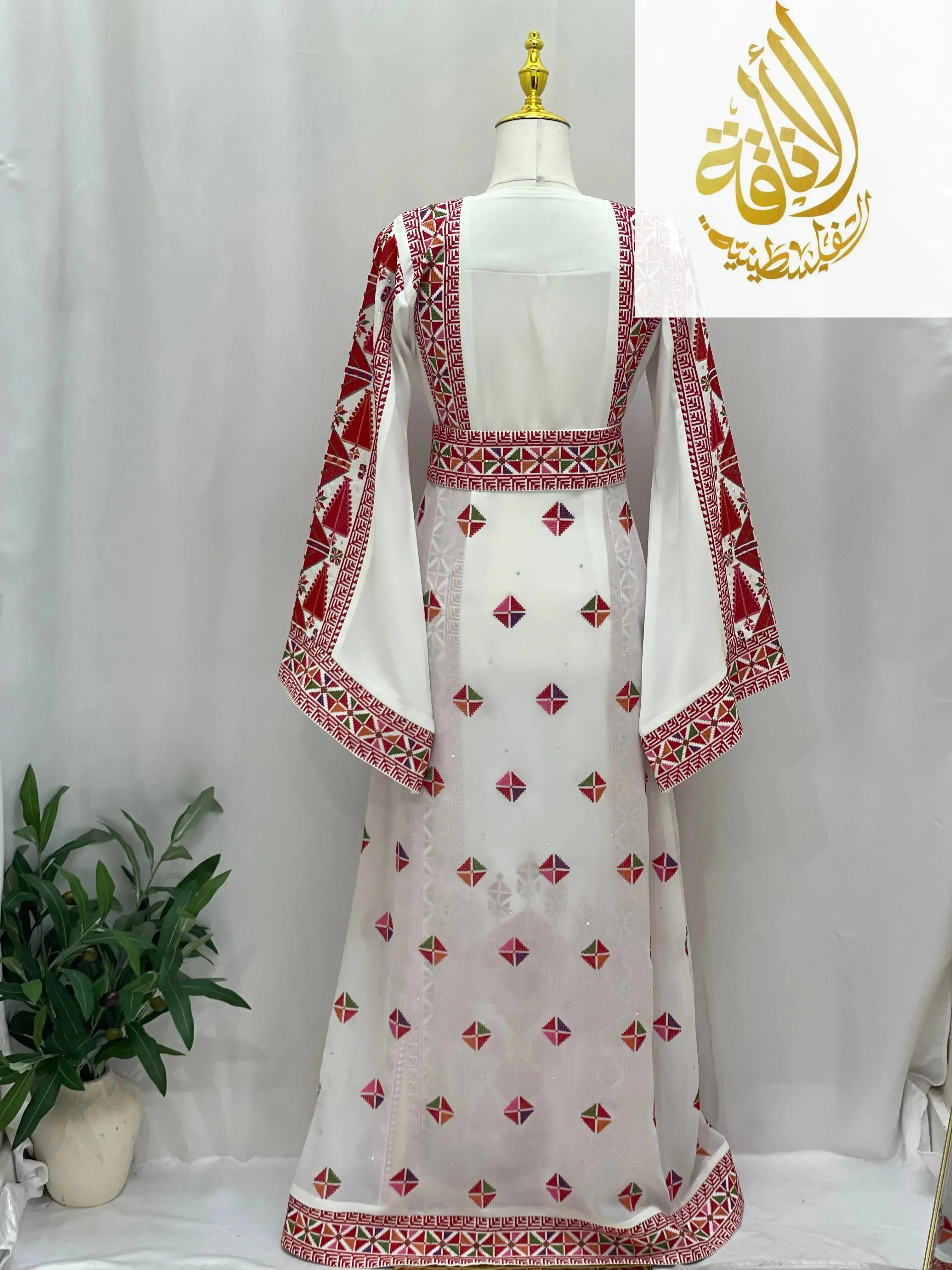 Falahi thoub with overskirt Embroidered Dress and khirka - Palestinian Elegance
