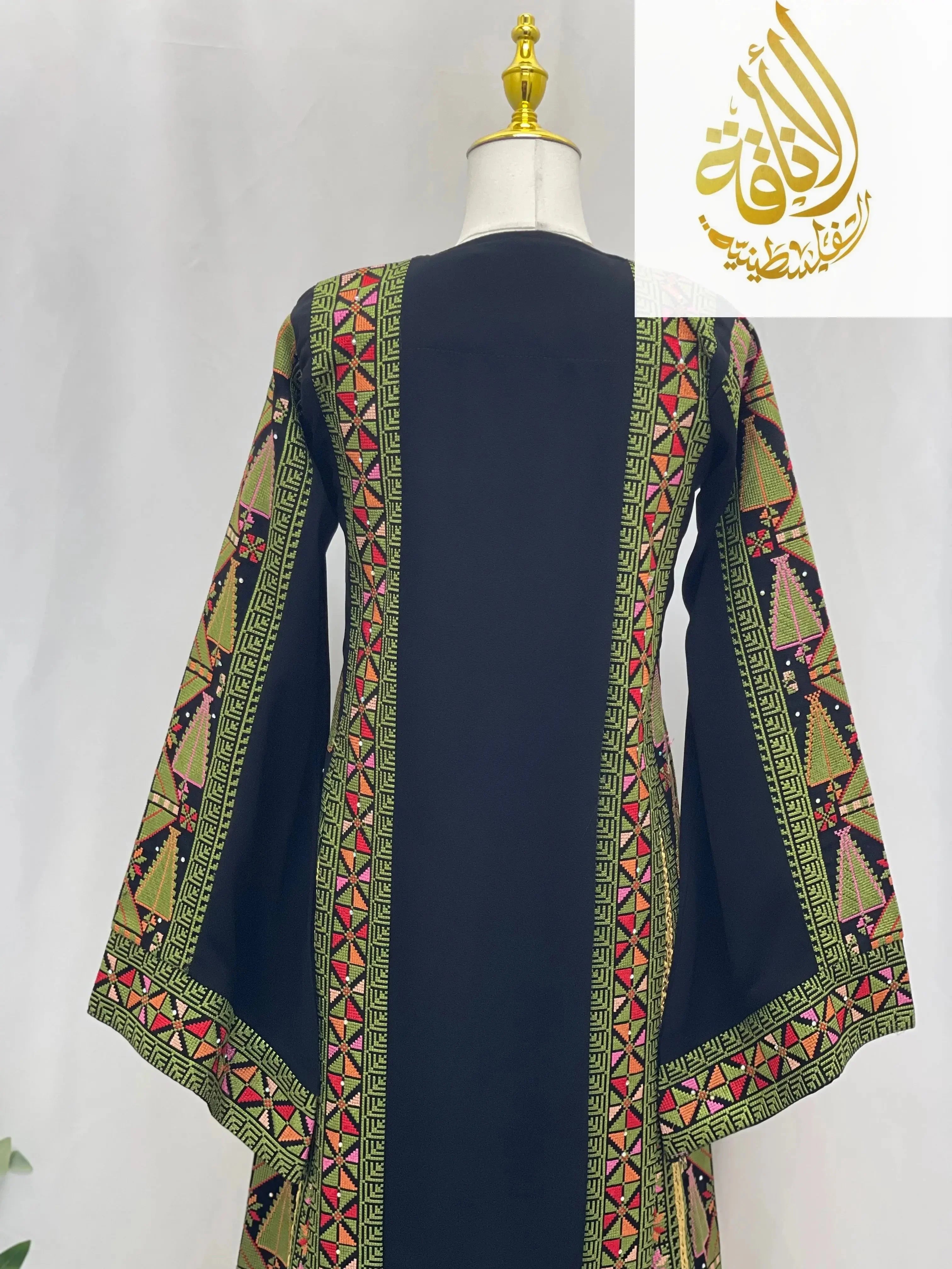 Falahi thoub with overskirt Embroidered Dress and khirka - Palestinian Elegance