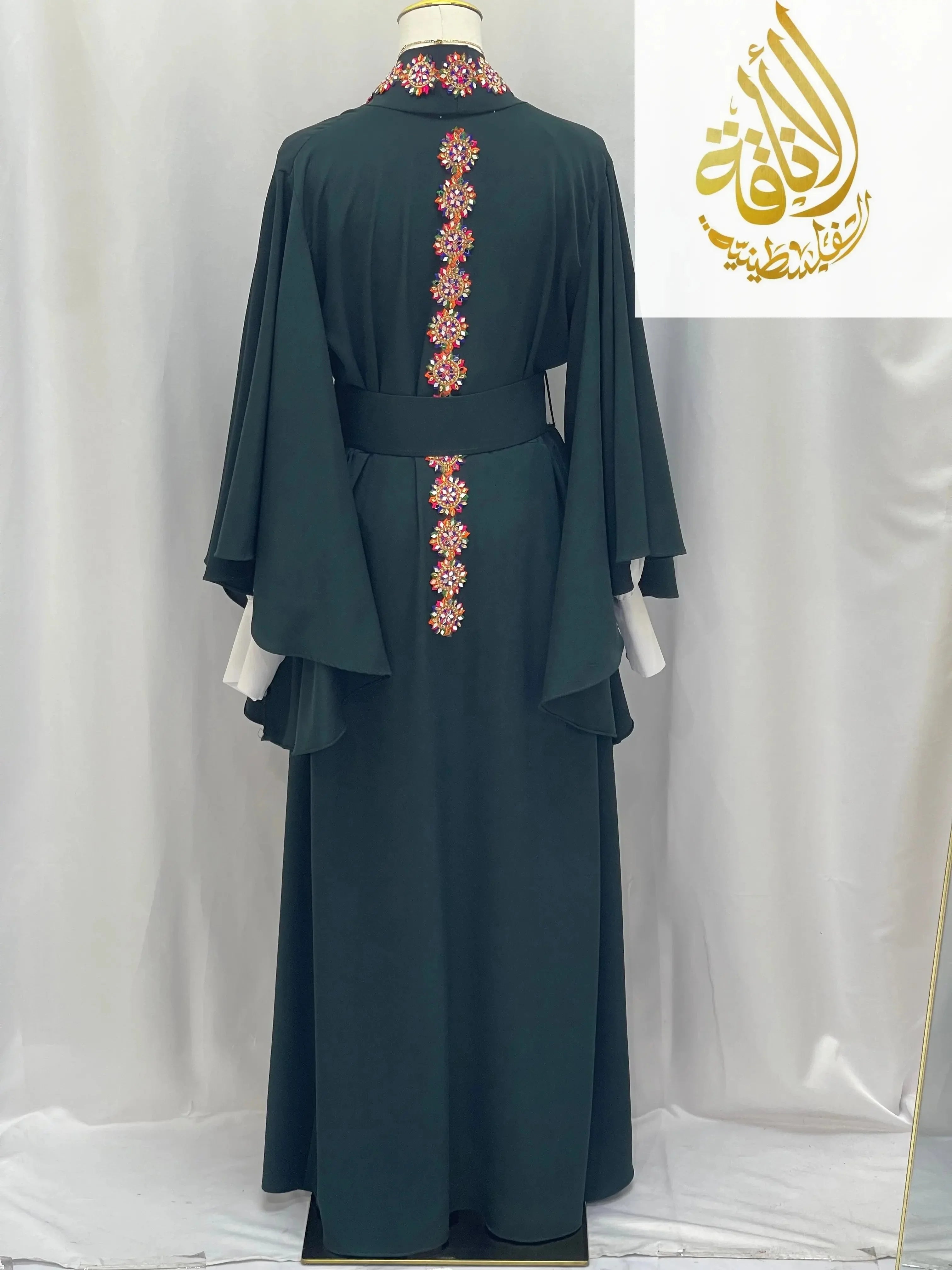 Flora Fancy 4 Pcs Set – Versatile Elegance for Every Occasion Palestinian Elegance