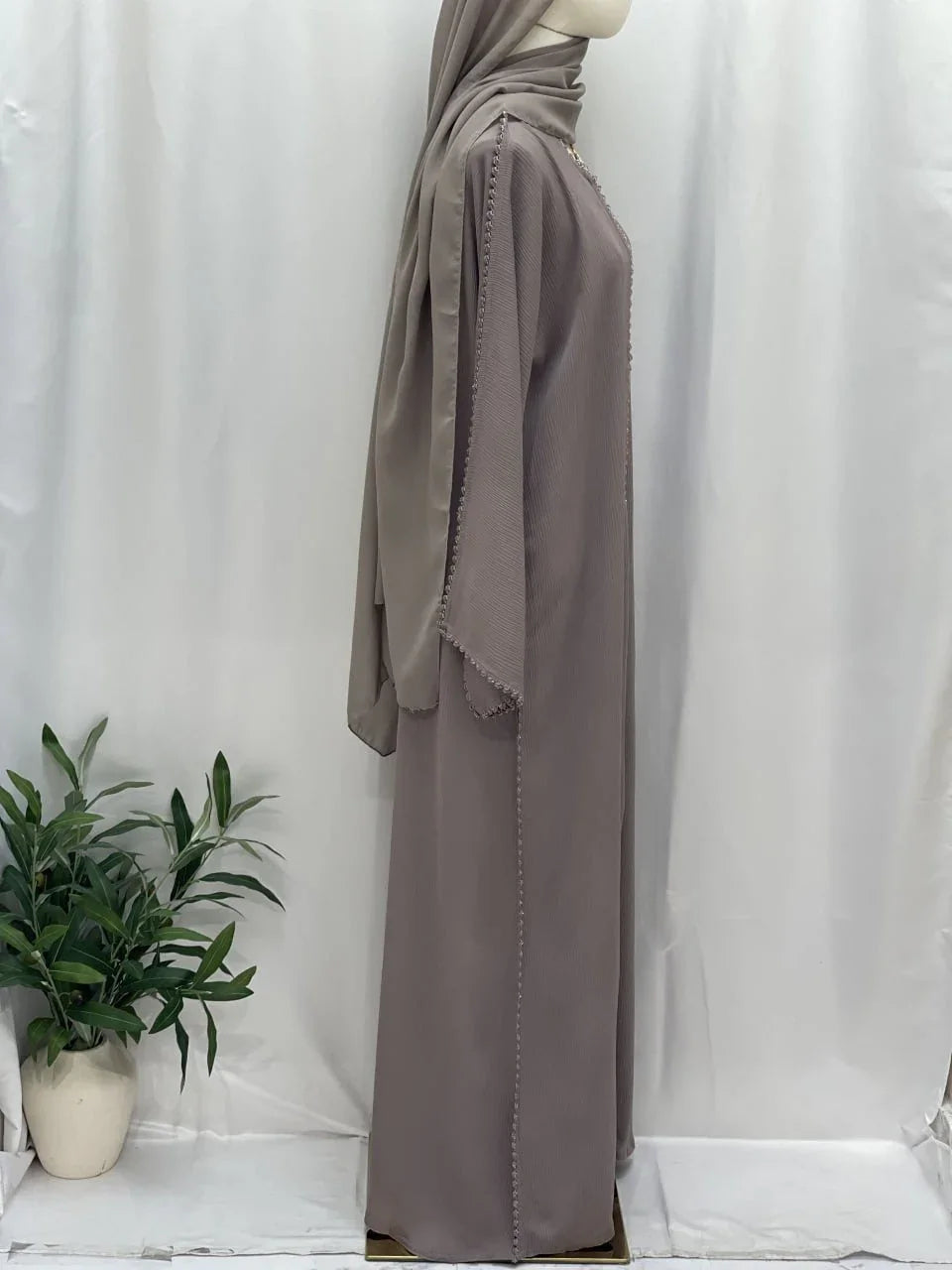 Ghosoon Abaya A luxurious Dubai Design Unique Modest Styles - Palestinian Elegance