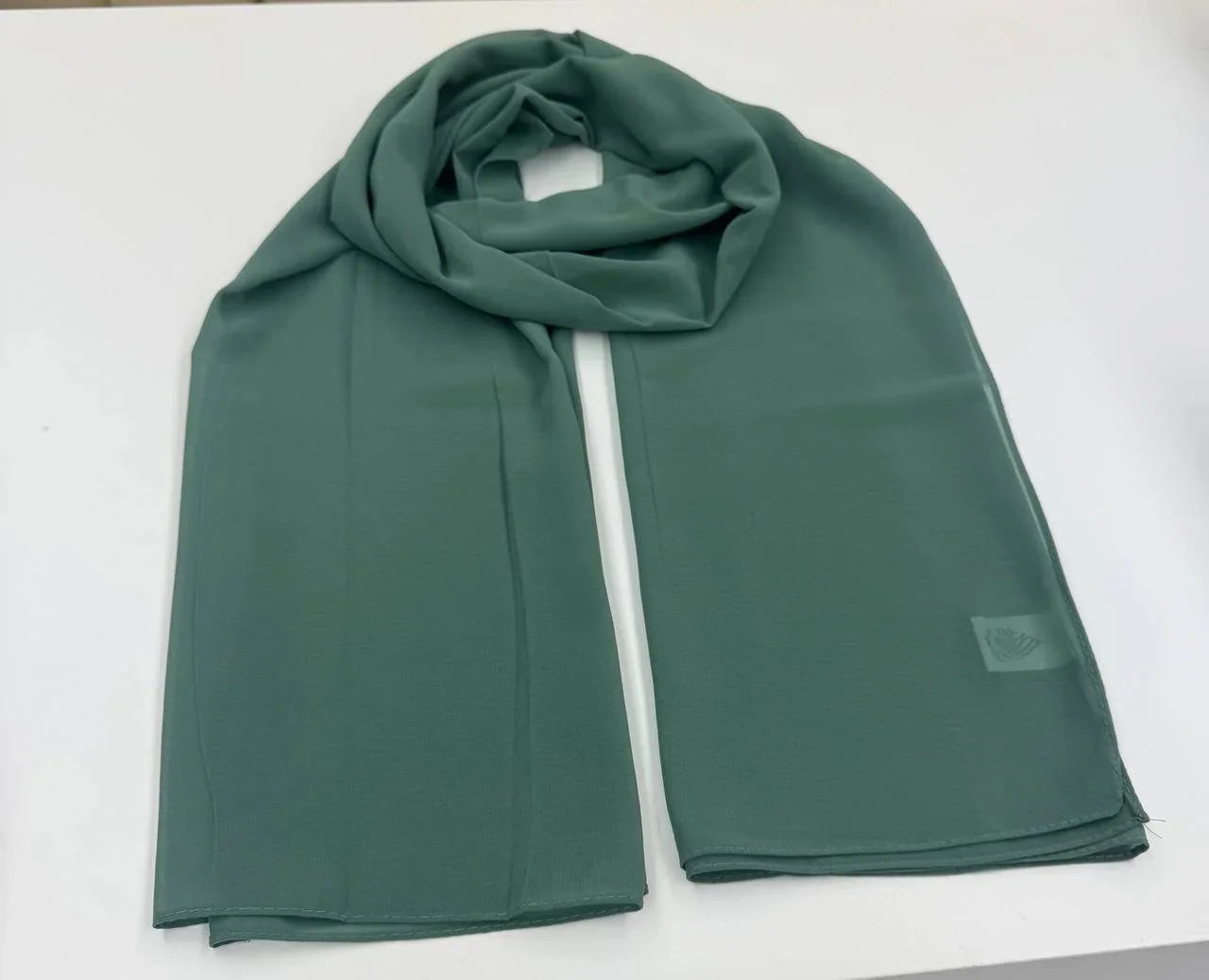High quality Chiffon Hijab in elegant green color, perfect for stylish and comfortable wear.