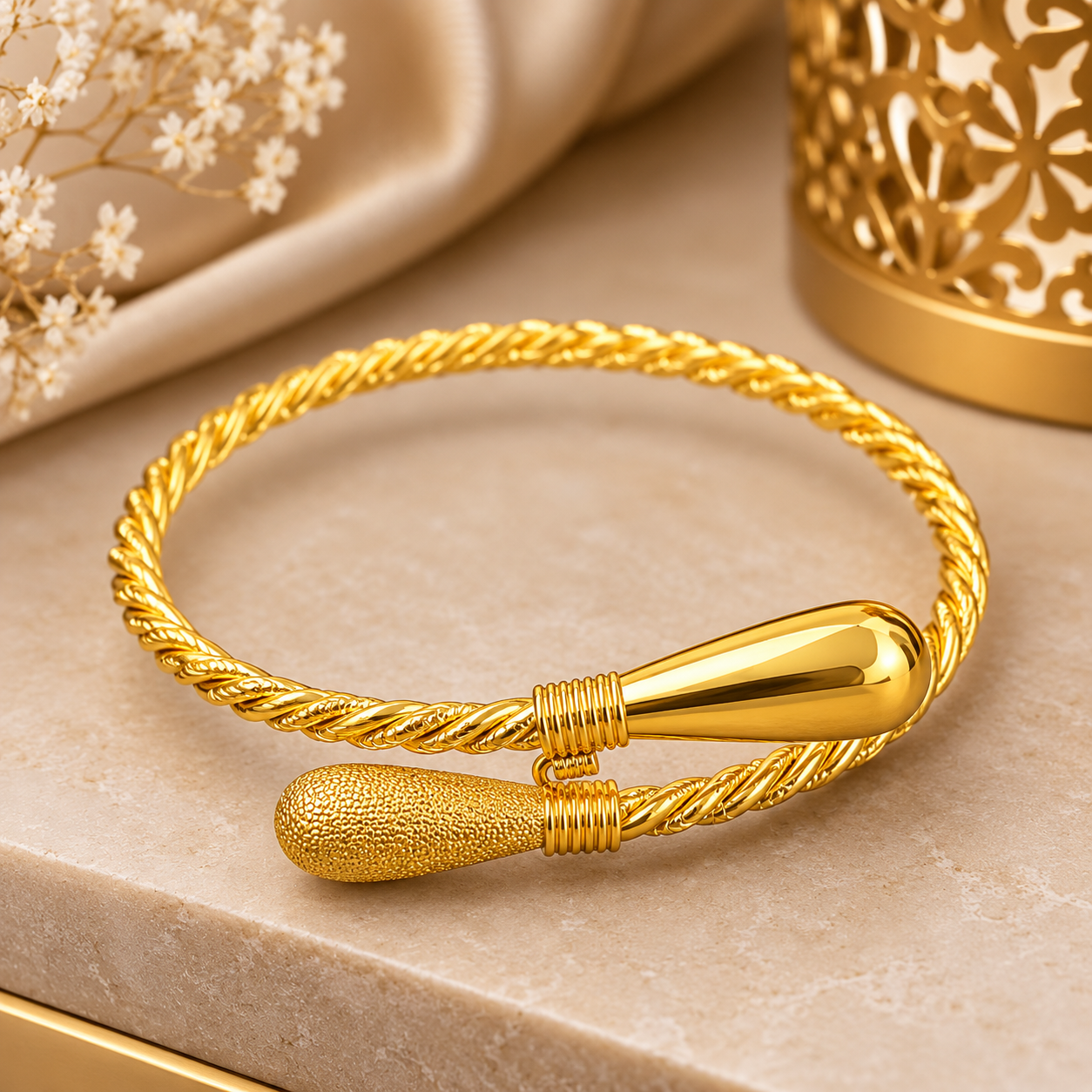 Mabroume Injasa Gold Bracelet
