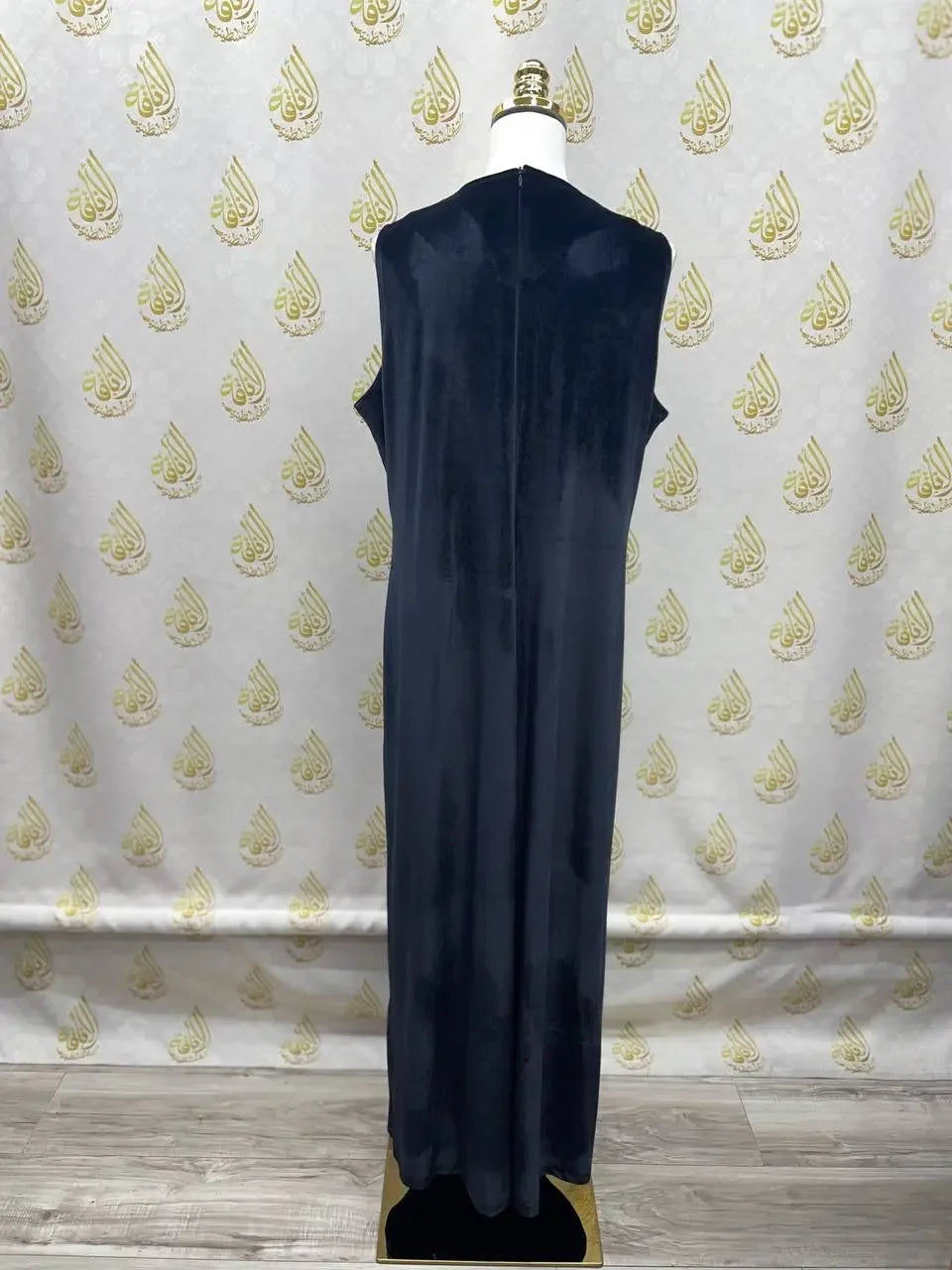 Cut Velvet Maxi Plain Dress: Luxurious Elegance and Iconic Style Palestinian Elegance