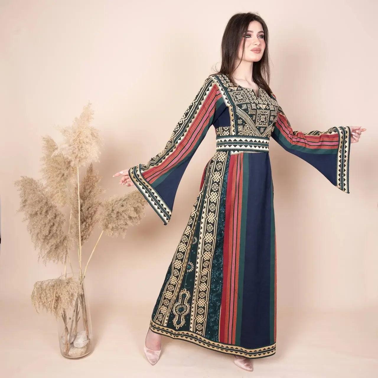 Majdalwi Thoub: Elegance and Comfort in Perfect Harmony - Palestinian Elegance