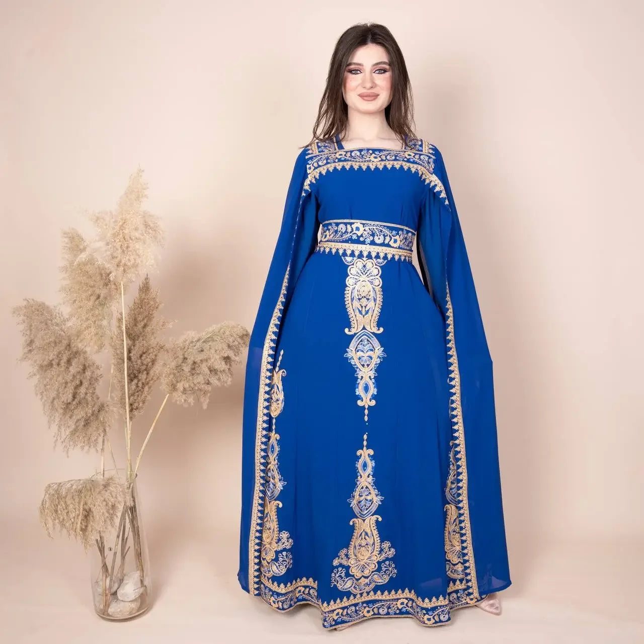 Fatima Kaftan: Luxurious Elegance and Versatile Style Palestinian Elegance