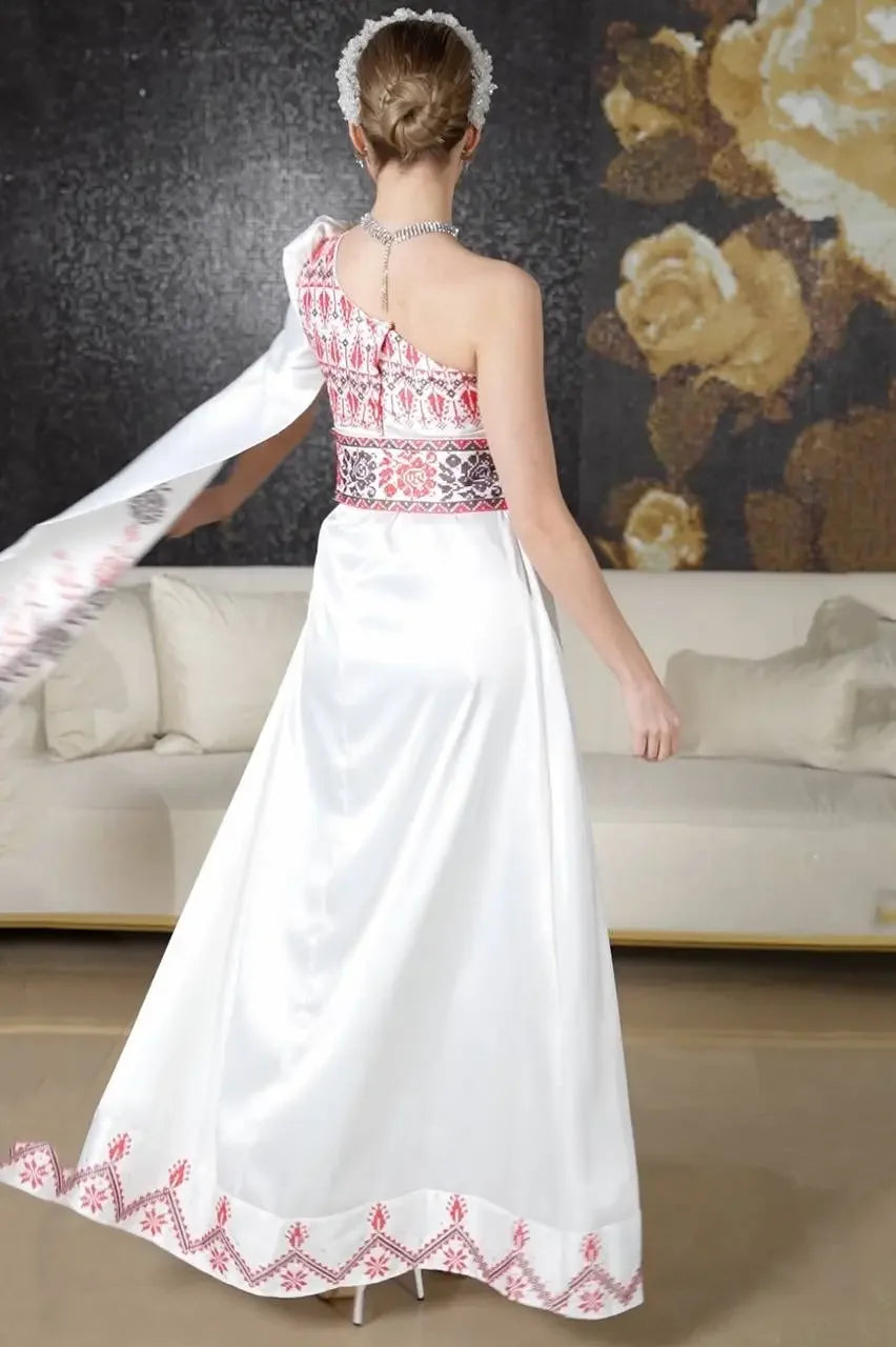 Modern Embroidery Bridal Dress: Elegance and Sophistication for Your Special Day Palestinian Elegance