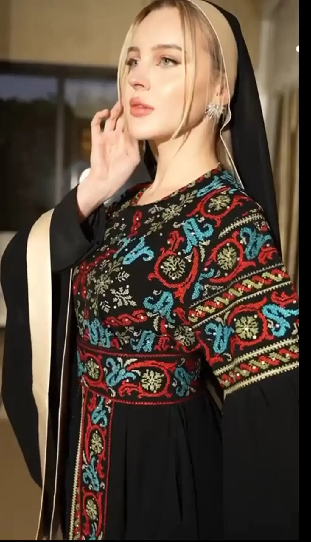 Embroidery Kuftan Dress: Luxurious Elegance and Bold Style Palestinian Elegance