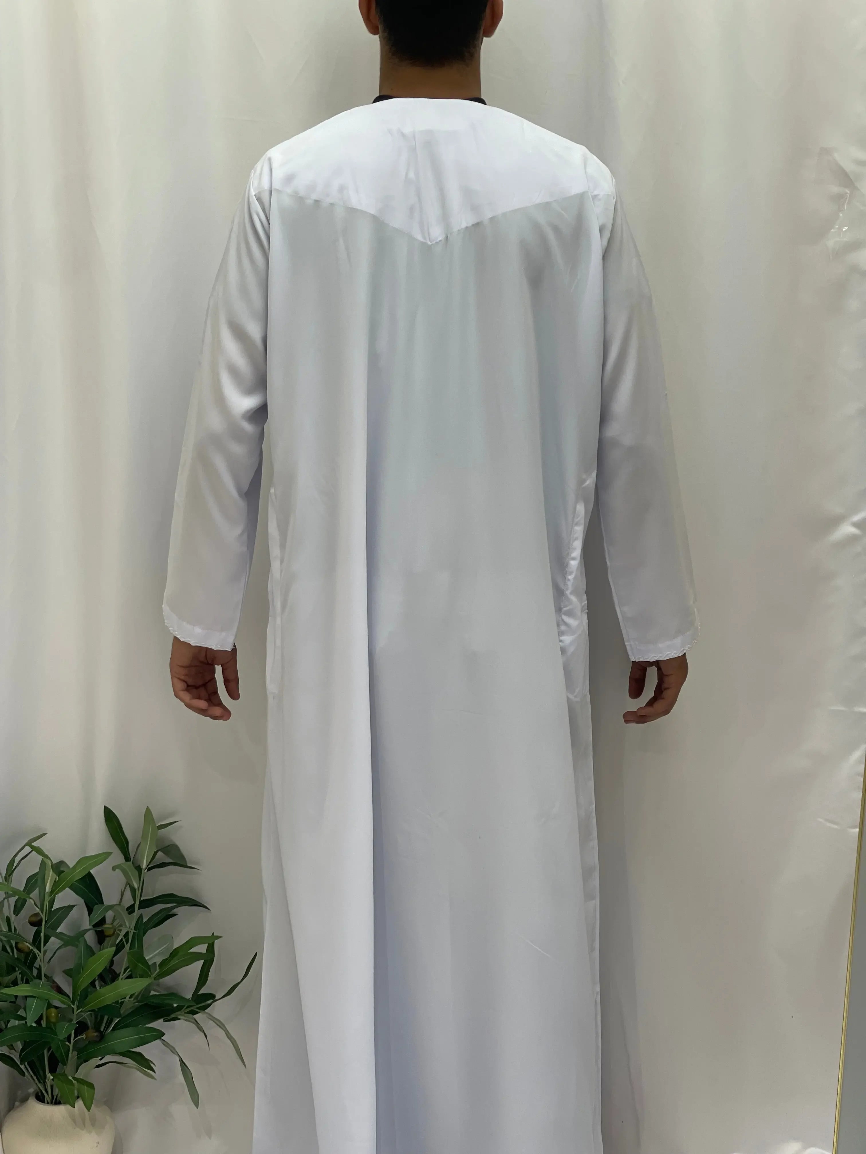 Timeless Comfort: Men's Durable Kaftan Thobe Palestinian Elegance