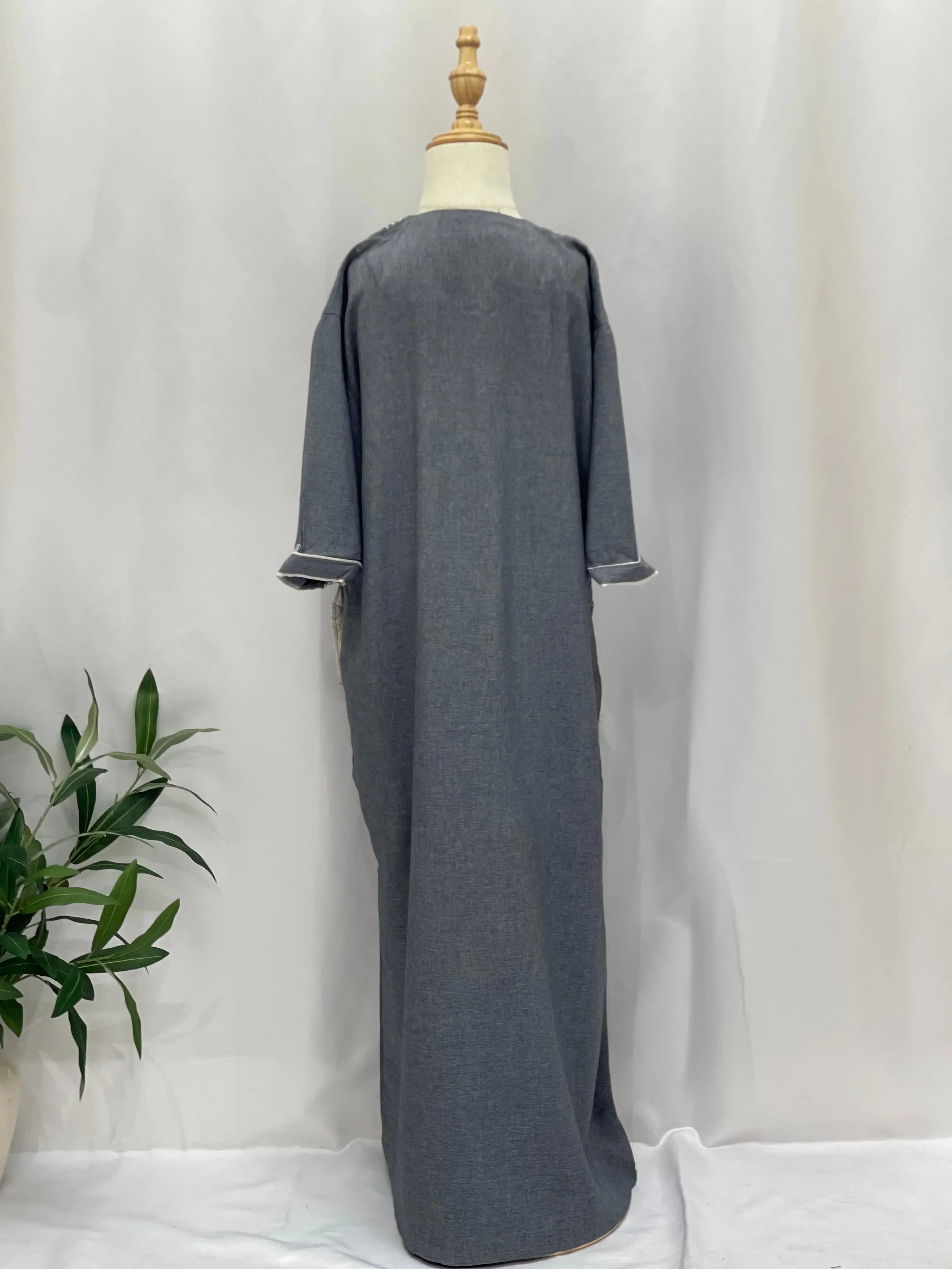 Kids' High-Quality Thobe - Multiple Sizes and Colors Palestinian Elegance