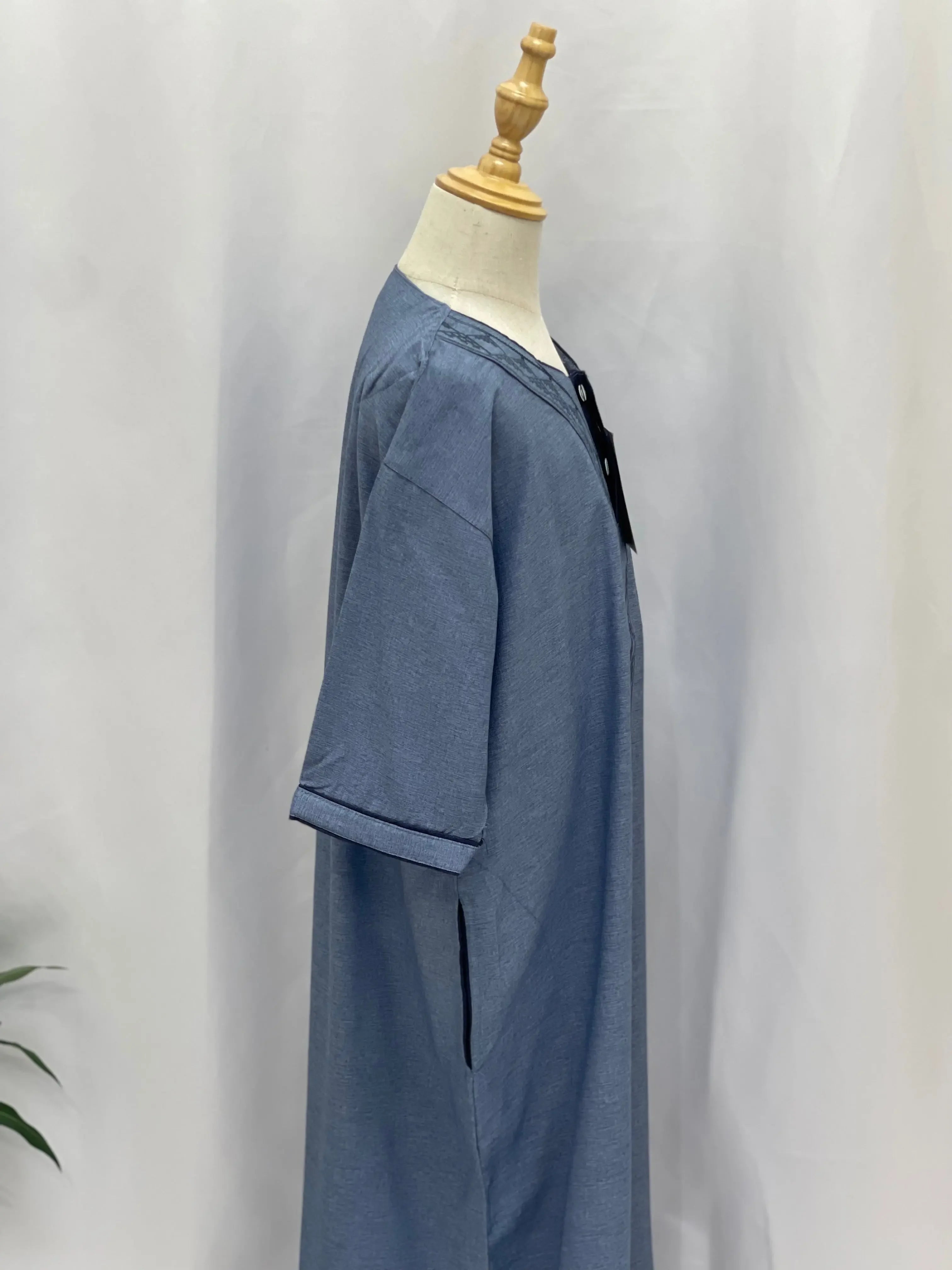 Kids' High-Quality Thobe - Multiple Sizes and Colors Palestinian Elegance