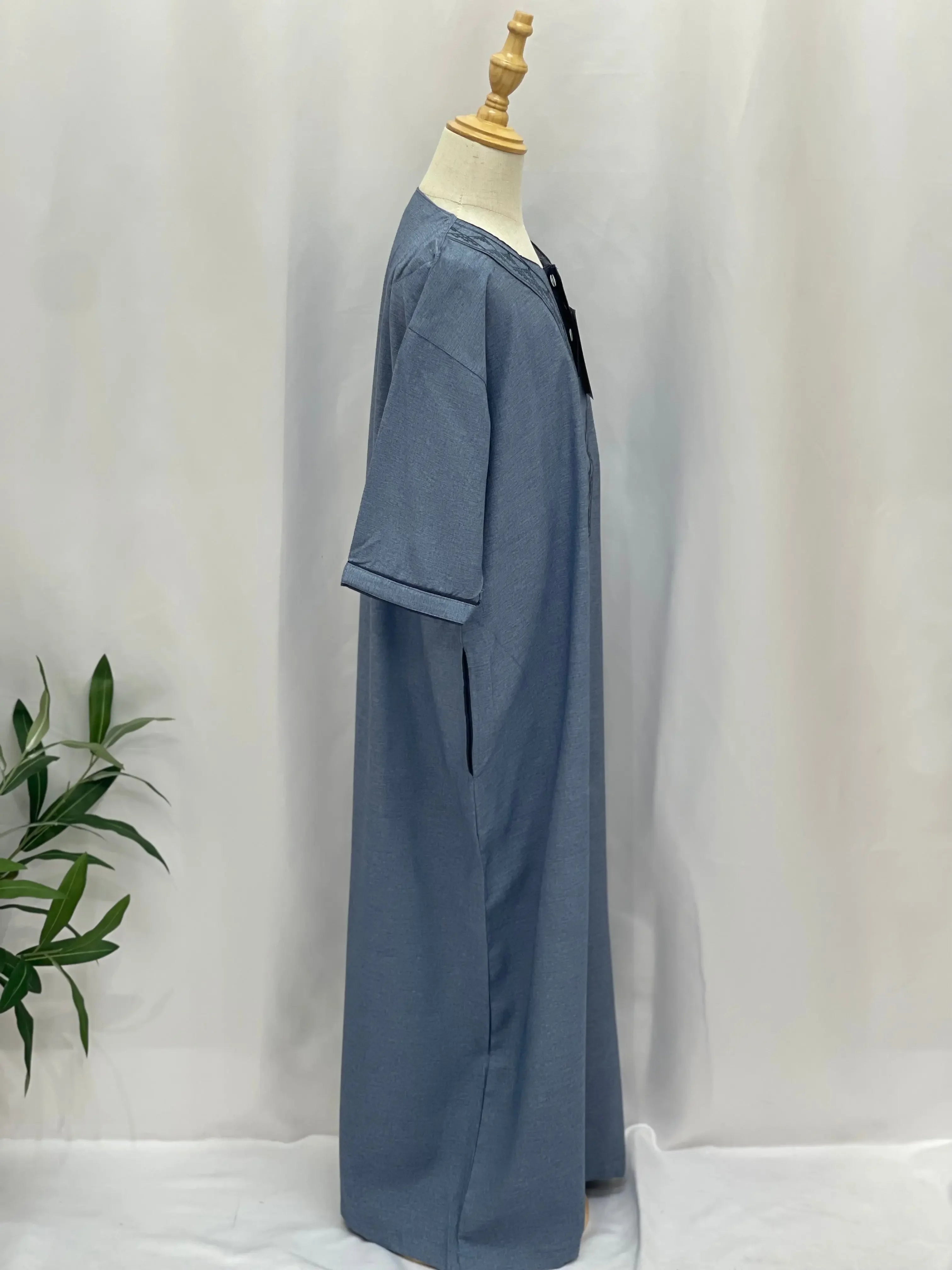 Kids' High-Quality Thobe - Multiple Sizes and Colors Palestinian Elegance