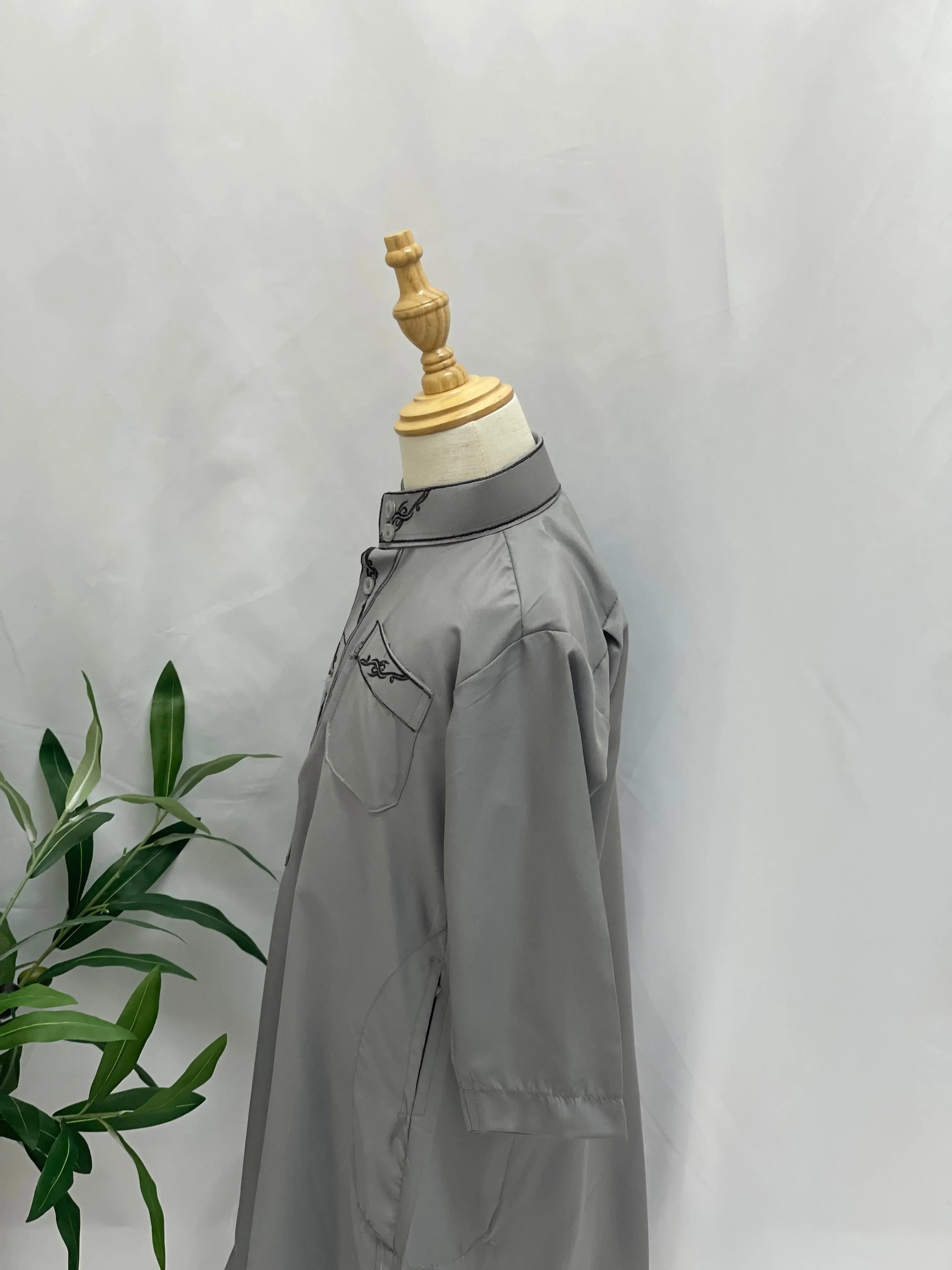 Kids' High-Quality Thobe - Durable Stitching, Multi Sizes & Variants Palestinian Elegance