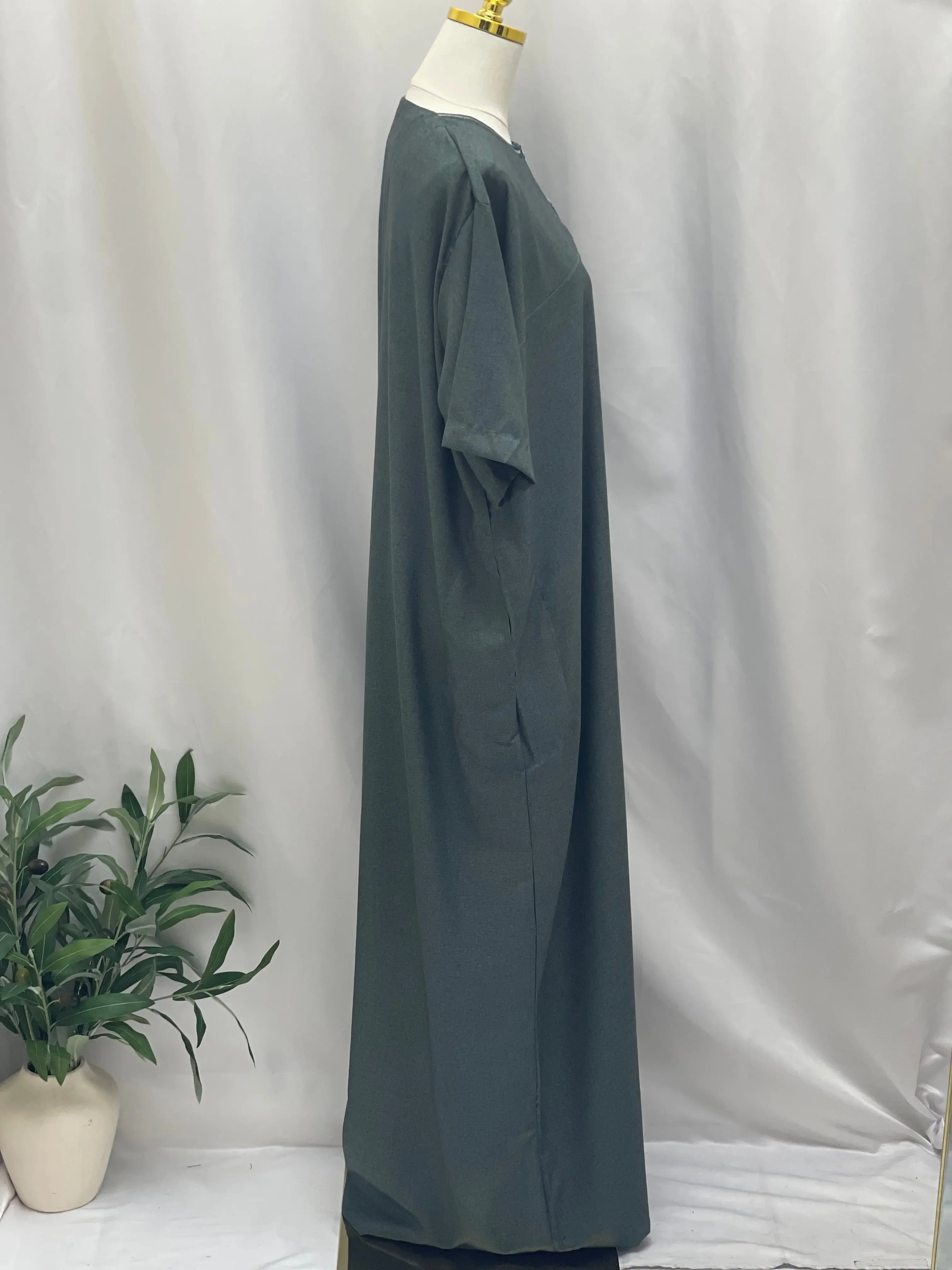 Men's High-Quality Cotton Thobe - Warm & Comfortable Palestinian Elegance