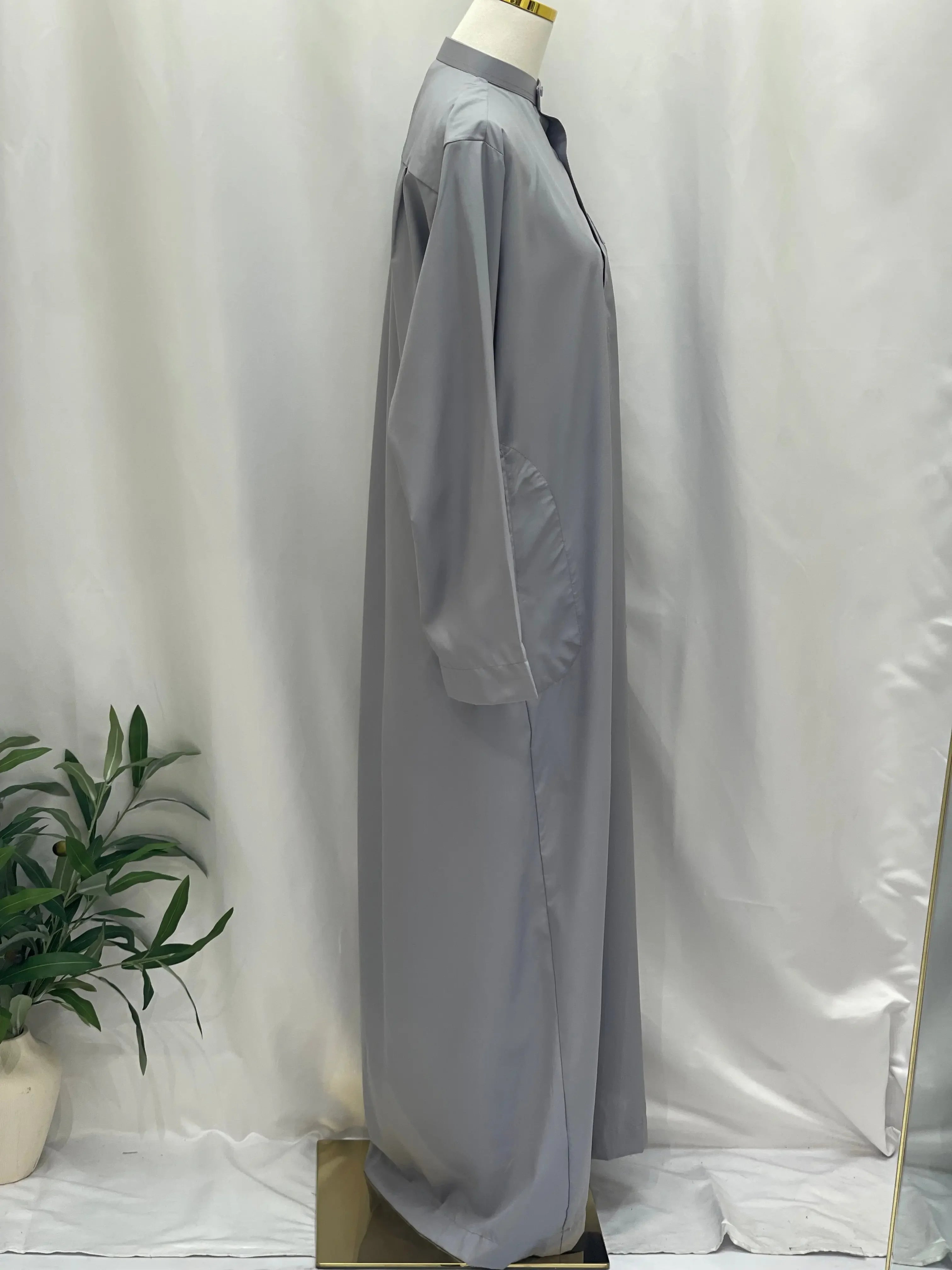 Basic High-Quality Men's Thobe - Timeless Comfort & Style Palestinian Elegance