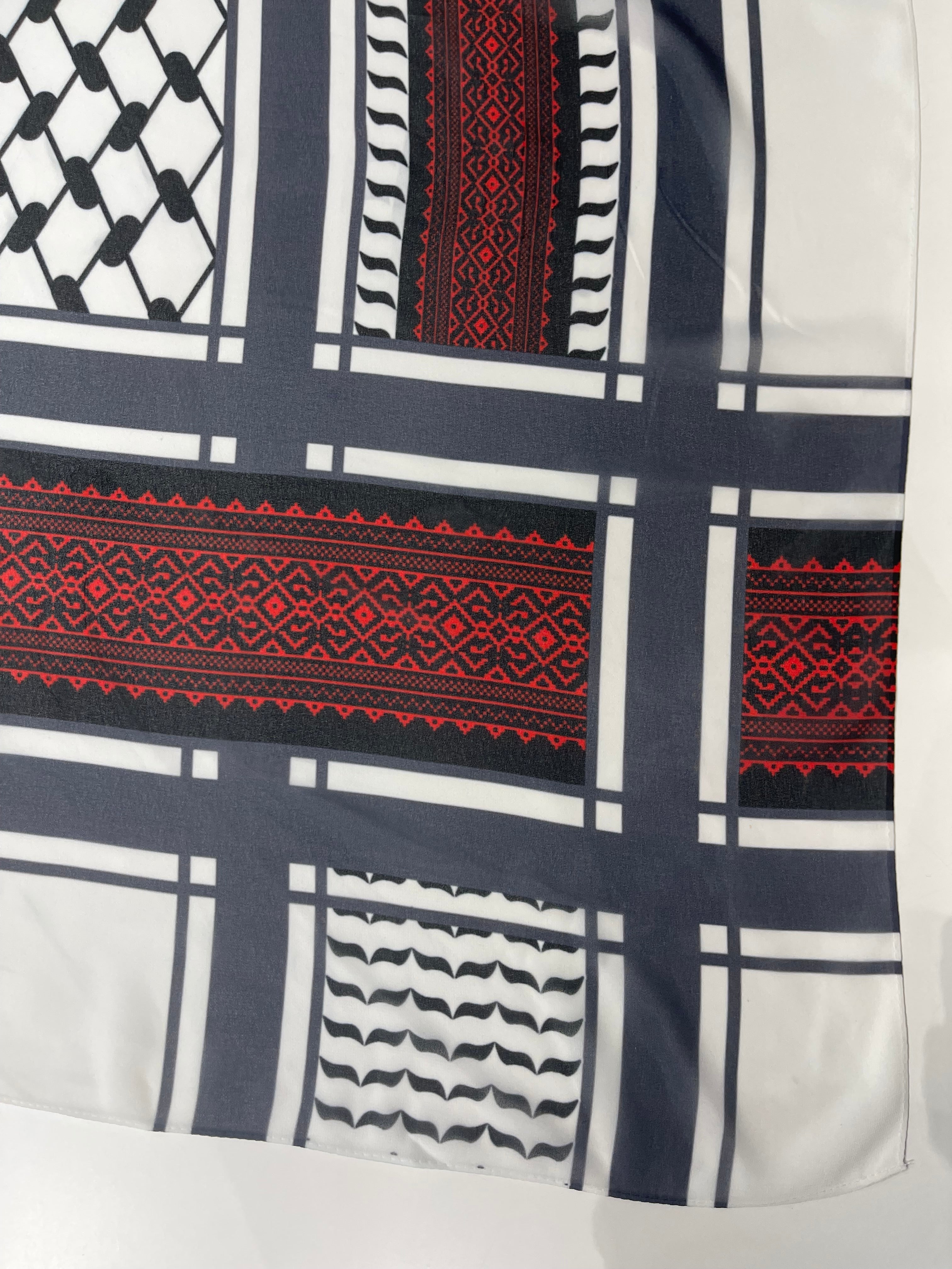 Kuffiyeh and Tatreez Print Chiffon Hijab - High Quality Palestinian Elegance