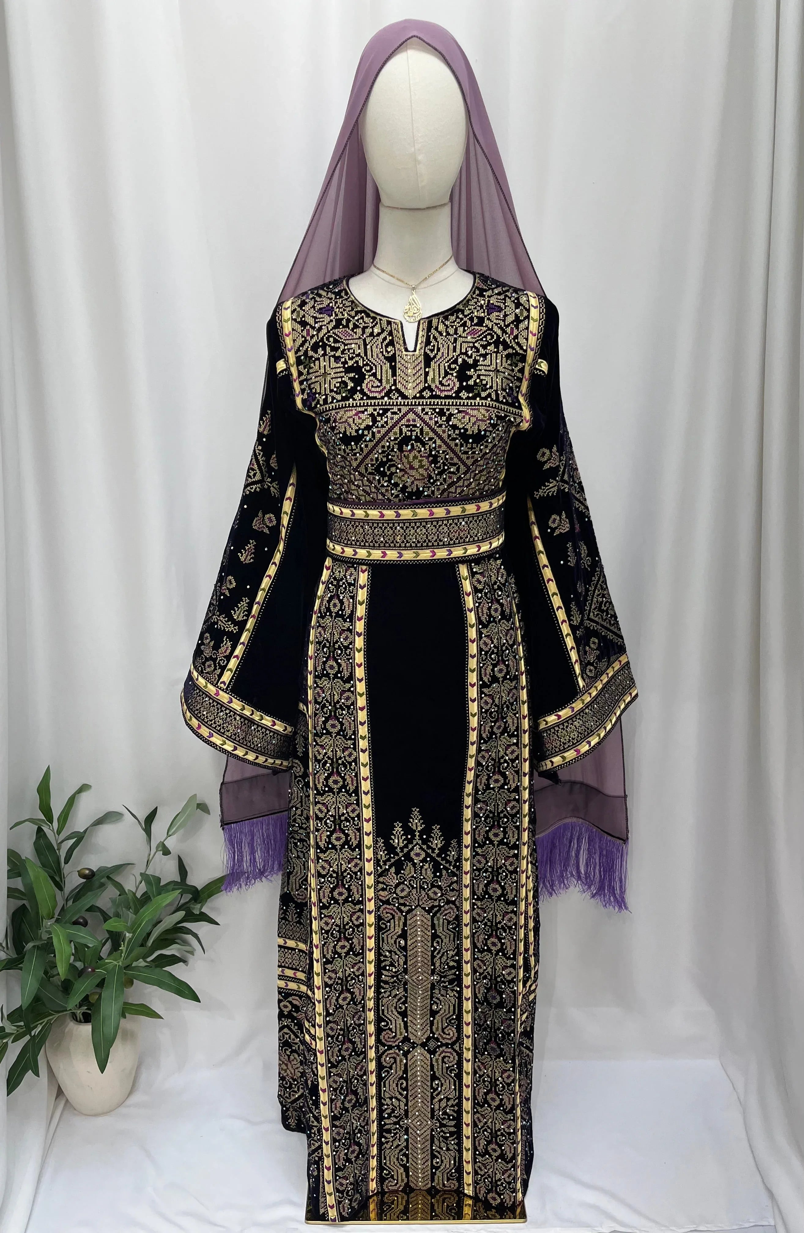 Lavine Velvet Embroidered Thobe Palestinian Elegance