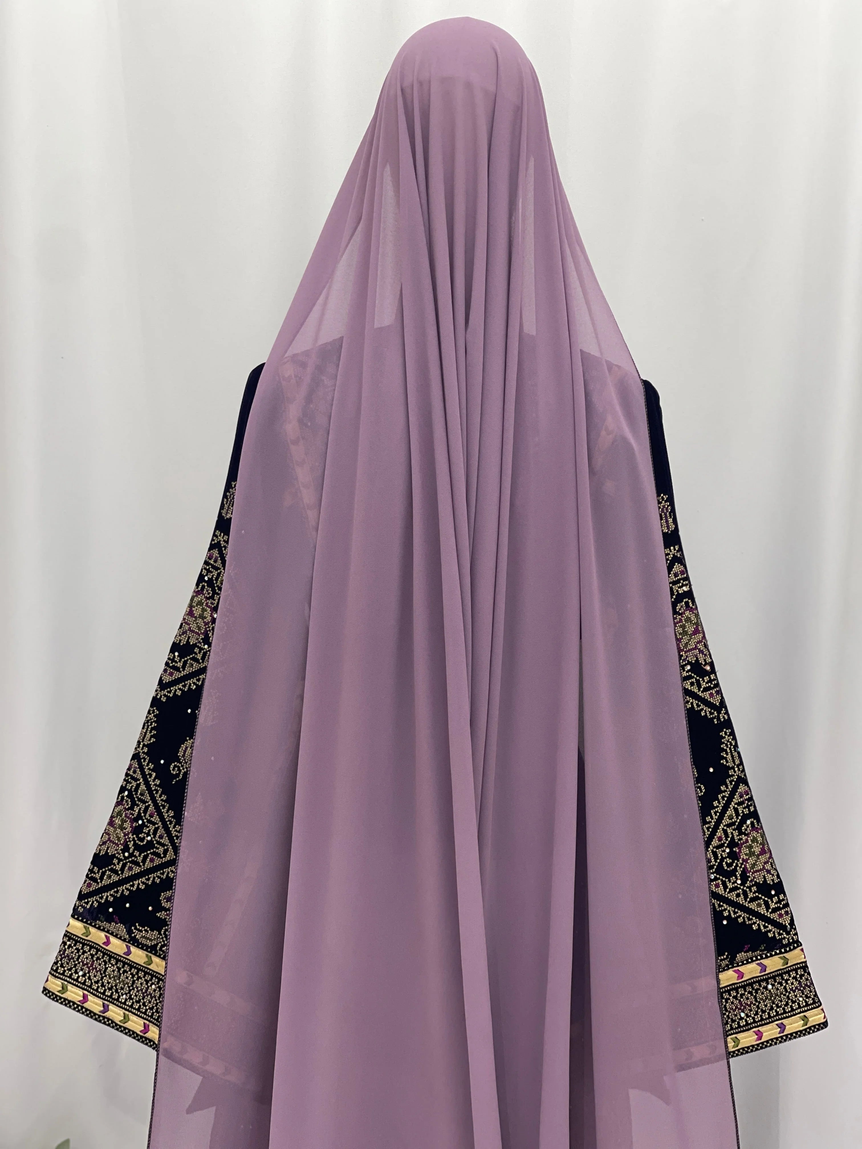 Lavine Velvet Embroidered Thobe Palestinian Elegance