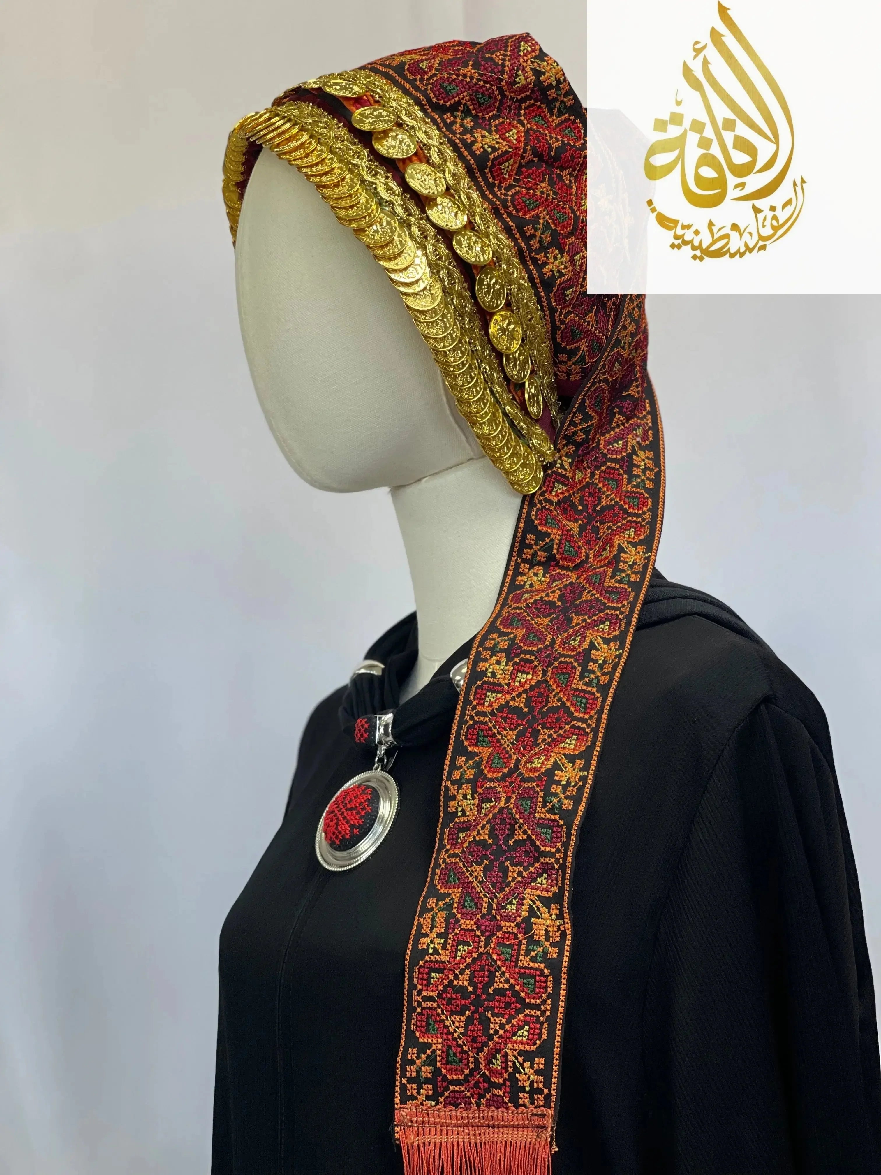 Luxurious Elegance: Awka Gold Liras Collectiong Palestinian Elegance