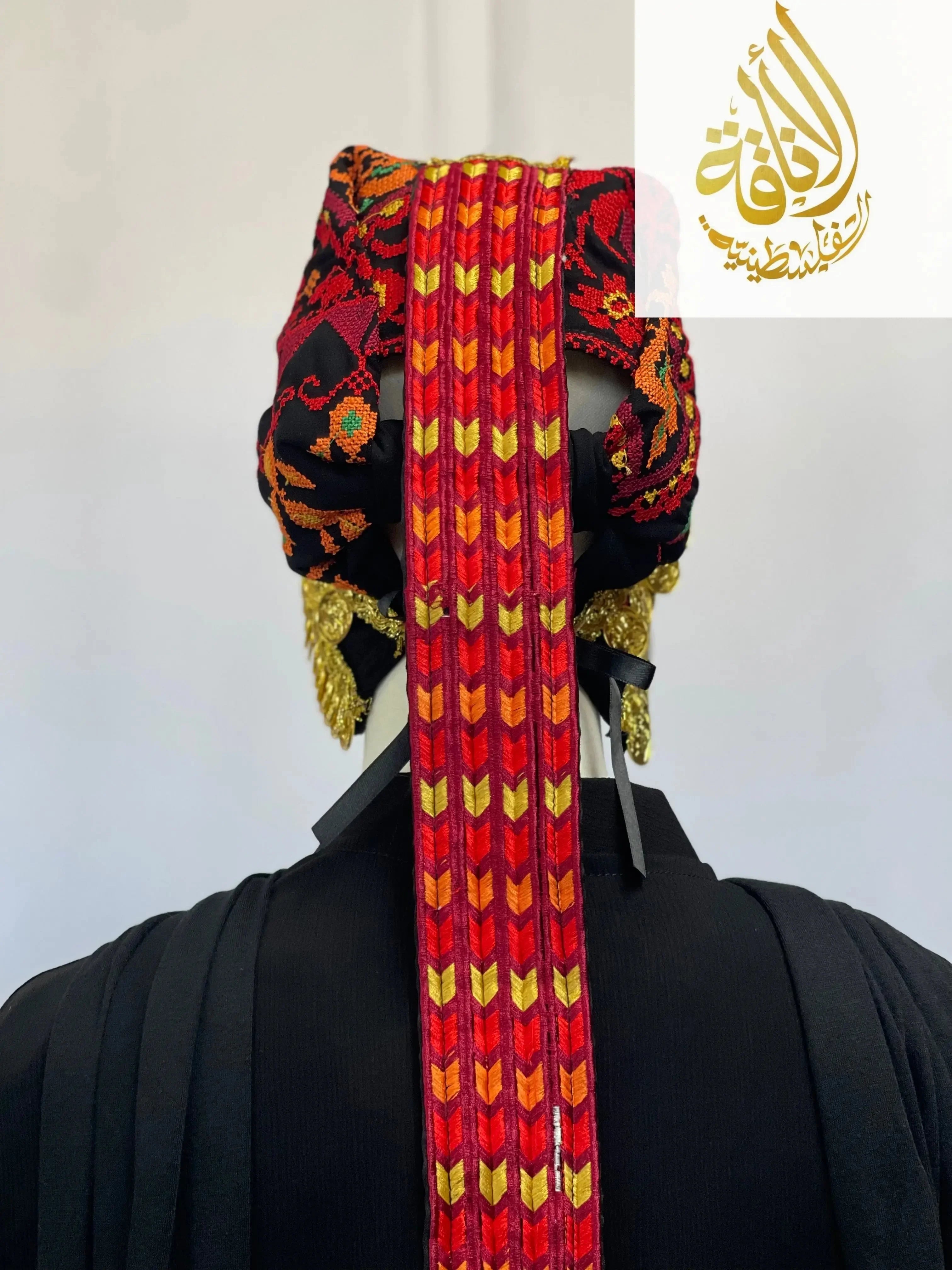 Luxurious Elegance: Awka Gold Liras Collectiong Palestinian Elegance