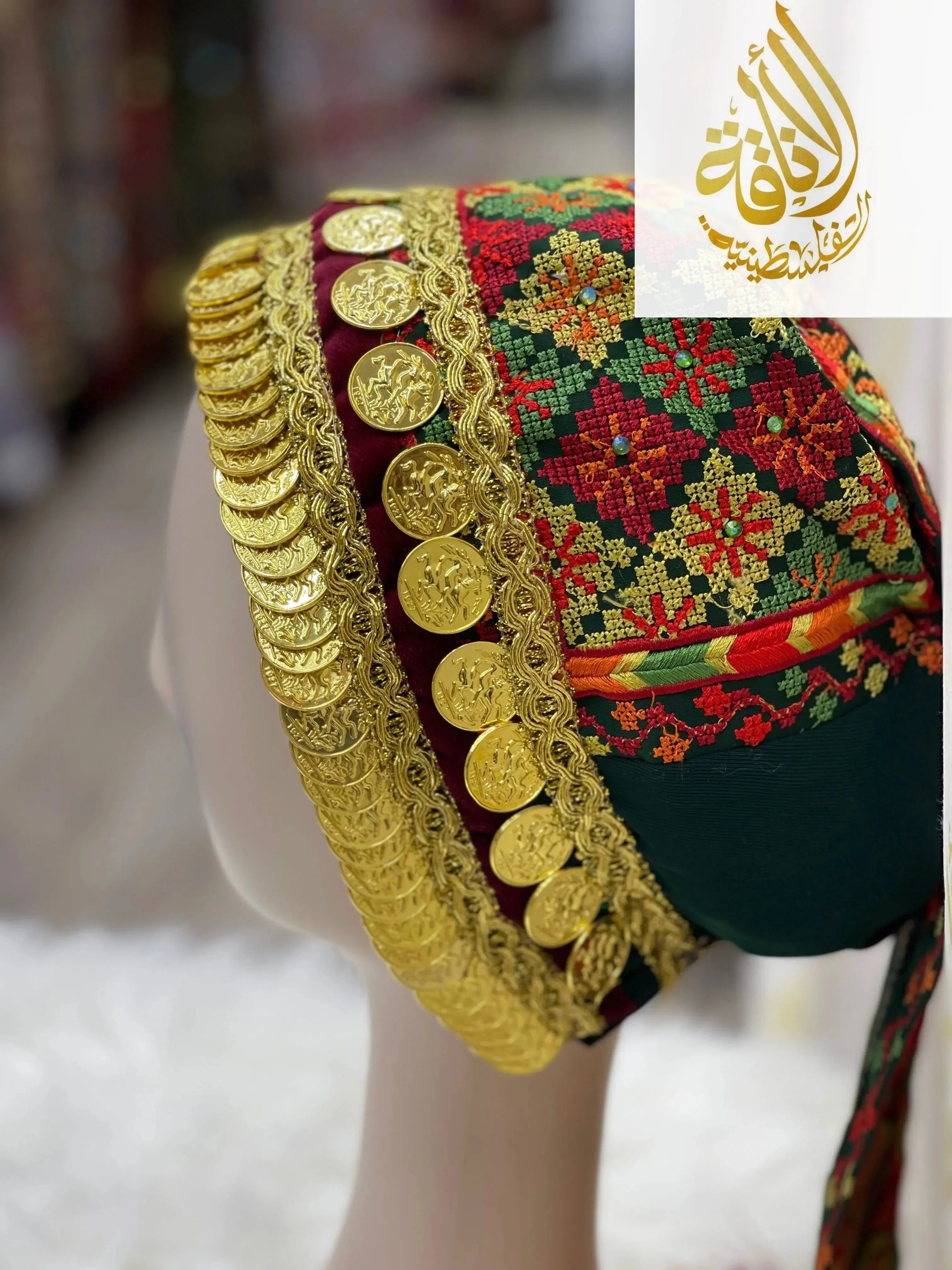 Luxurious Elegance: Awka Gold Liras Collectiong Palestinian Elegance